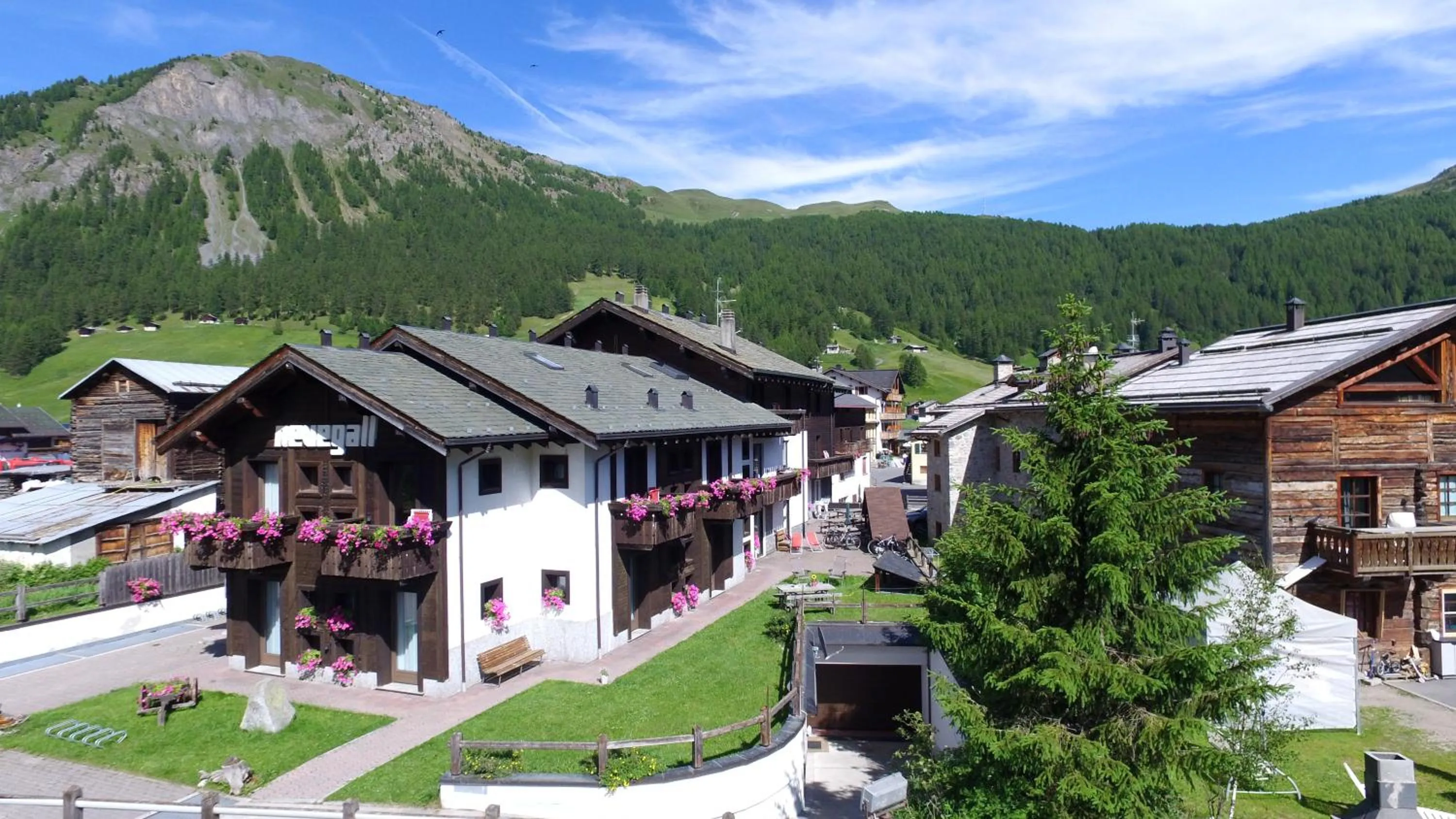 Property building in Residence Nevegall