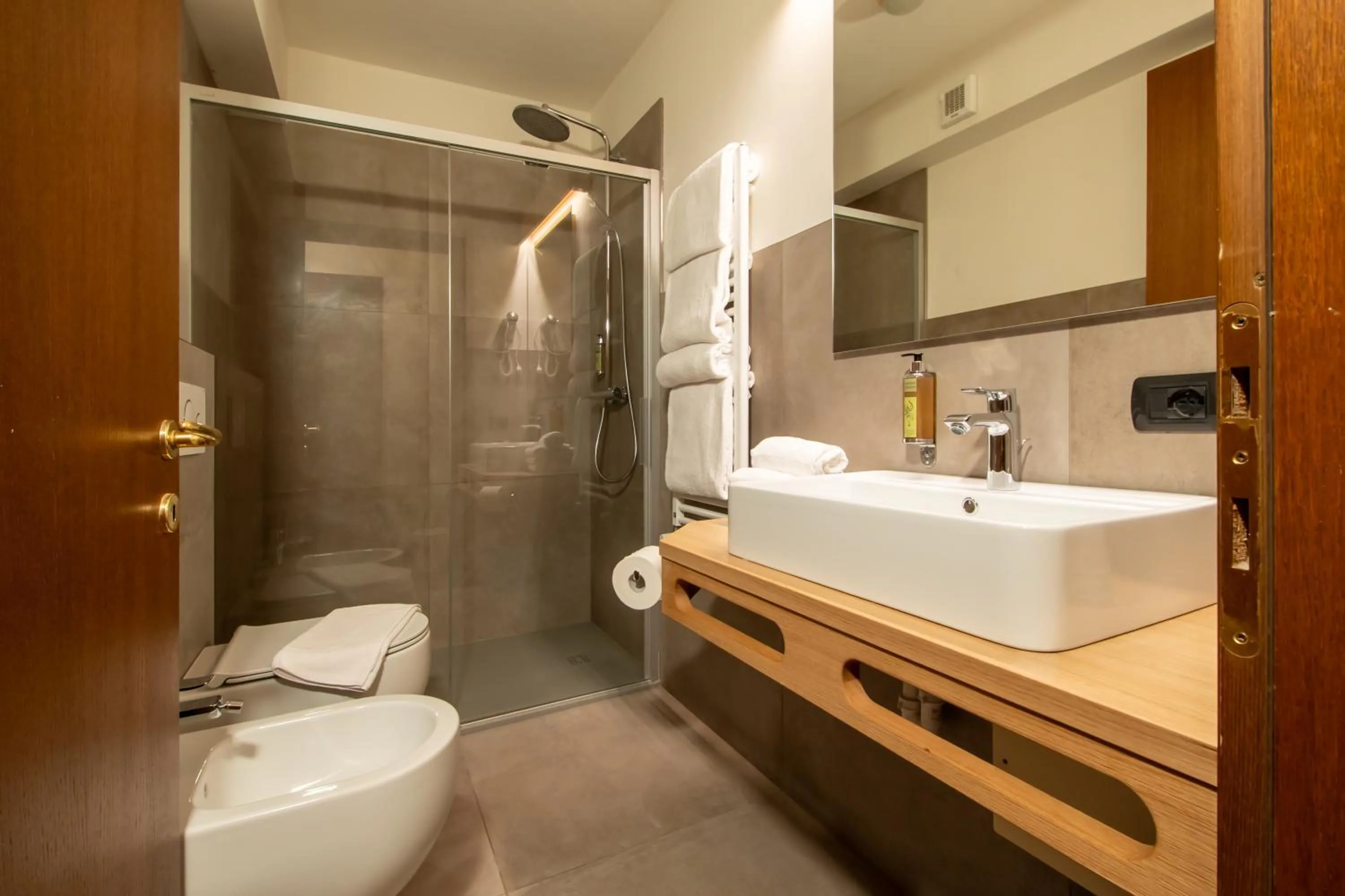 Shower in Residence Nevegall