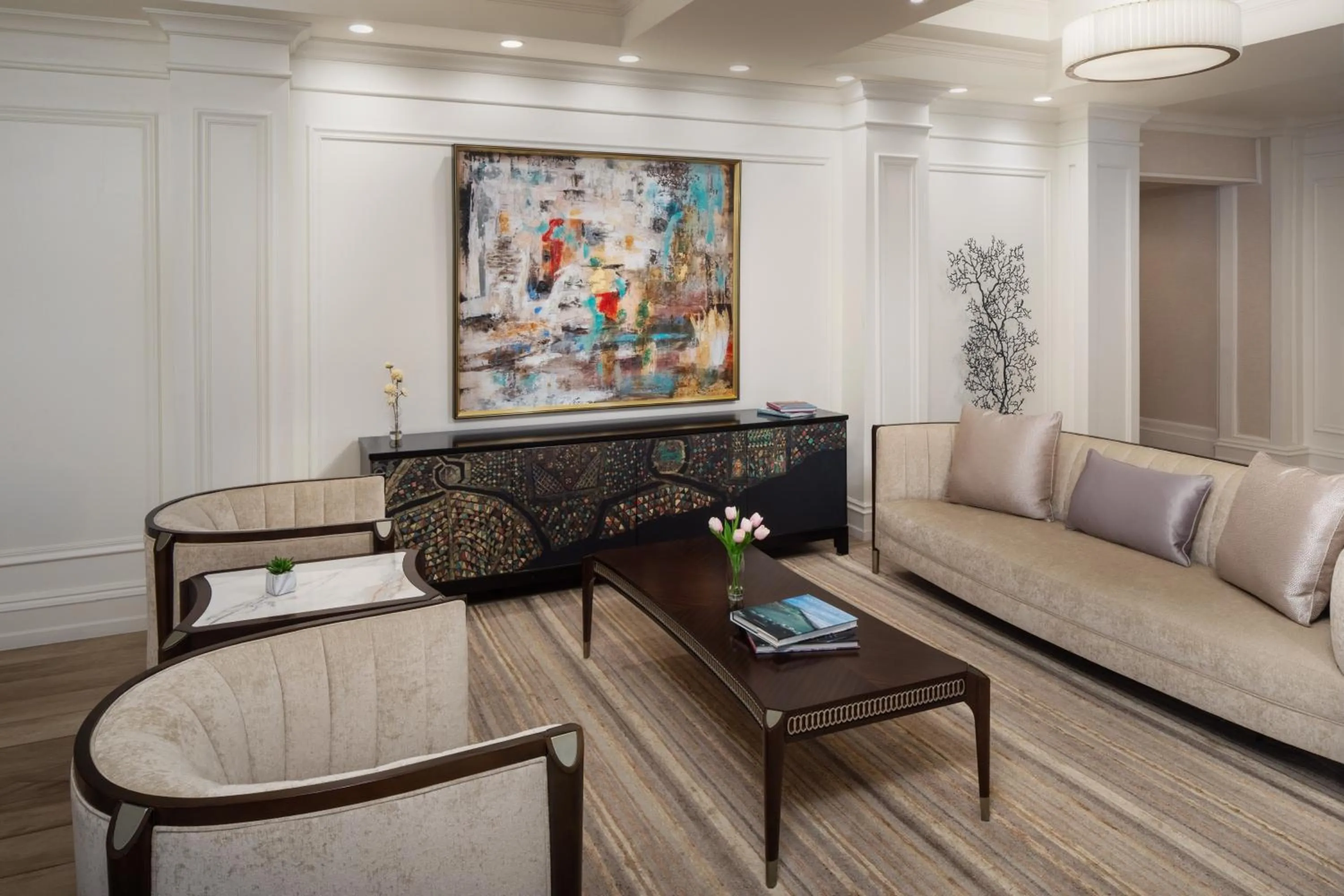 Lobby or reception in The Inn at Long Beach