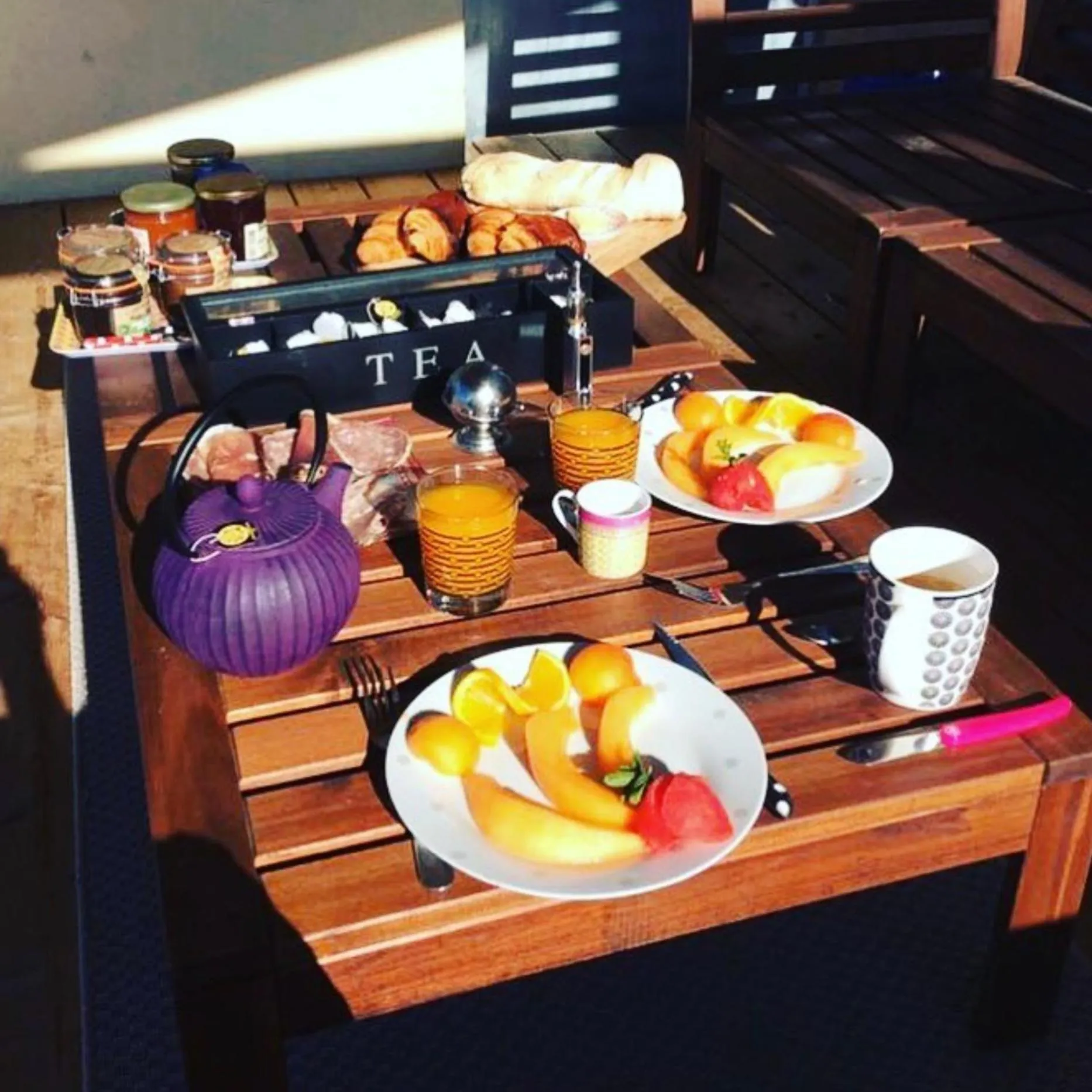 Restaurant/places to eat in La Datcha Delicatessen