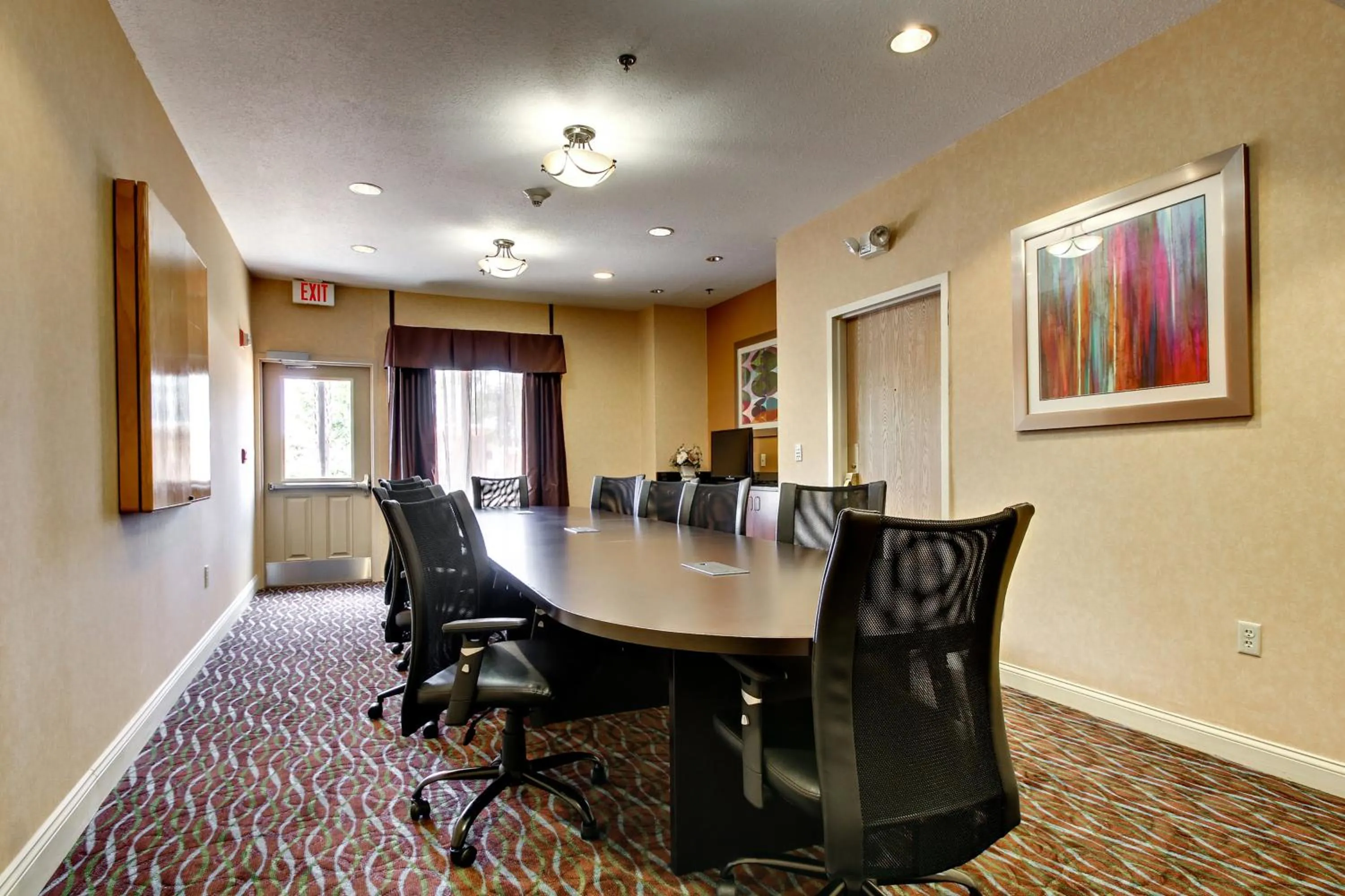 Meeting/conference room in Holiday Inn Express & Suites Jacksonville South - I-295 by IHG