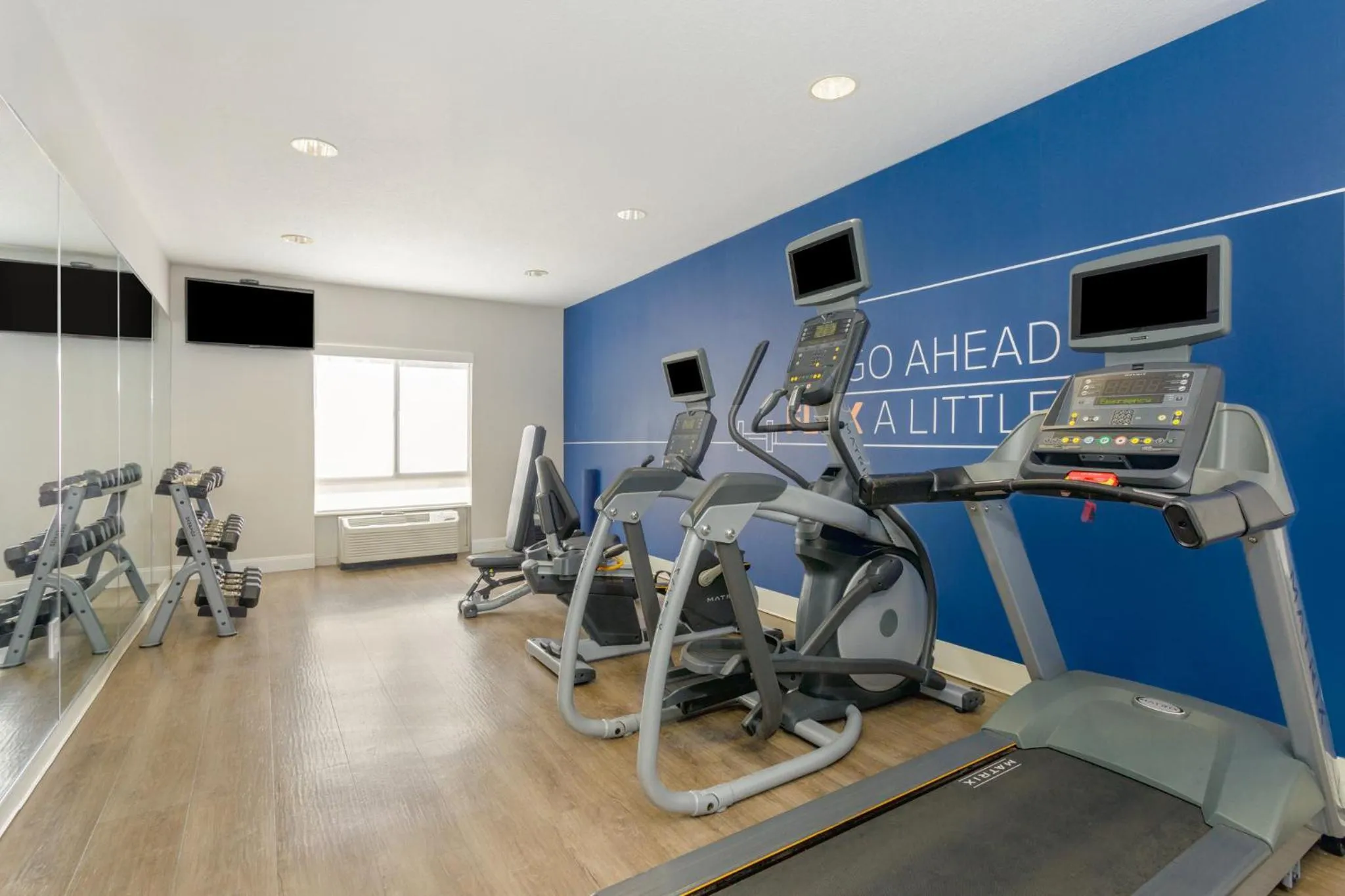 Spa and wellness centre/facilities in Holiday Inn Express & Suites Jacksonville South - I-295 by IHG