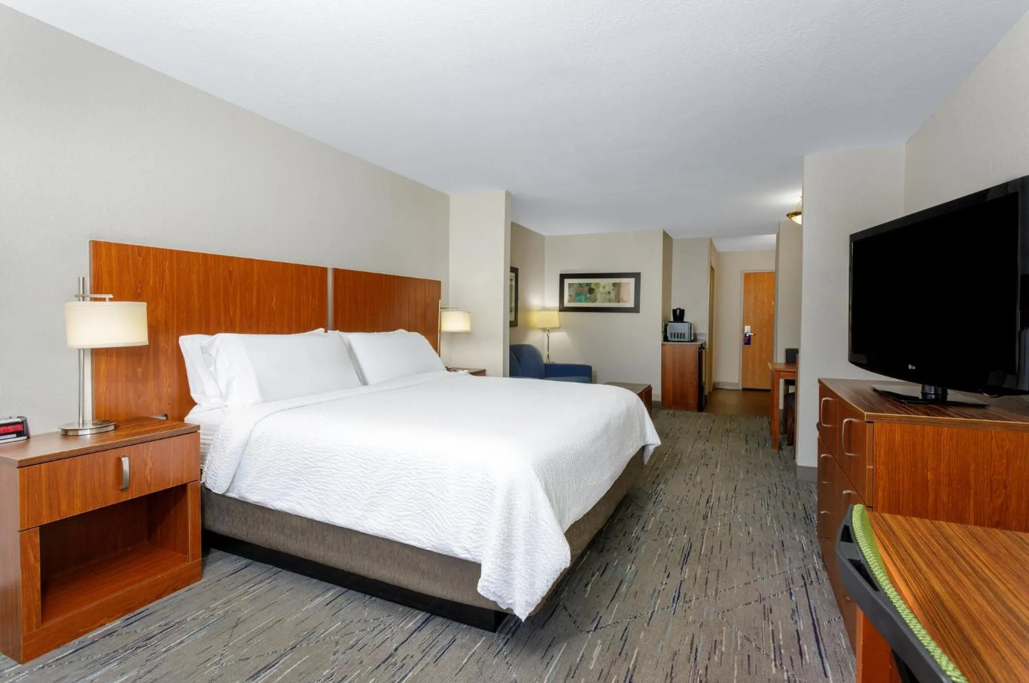 Photo of the whole room, Bed in Holiday Inn Express & Suites Jacksonville South - I-295 by IHG