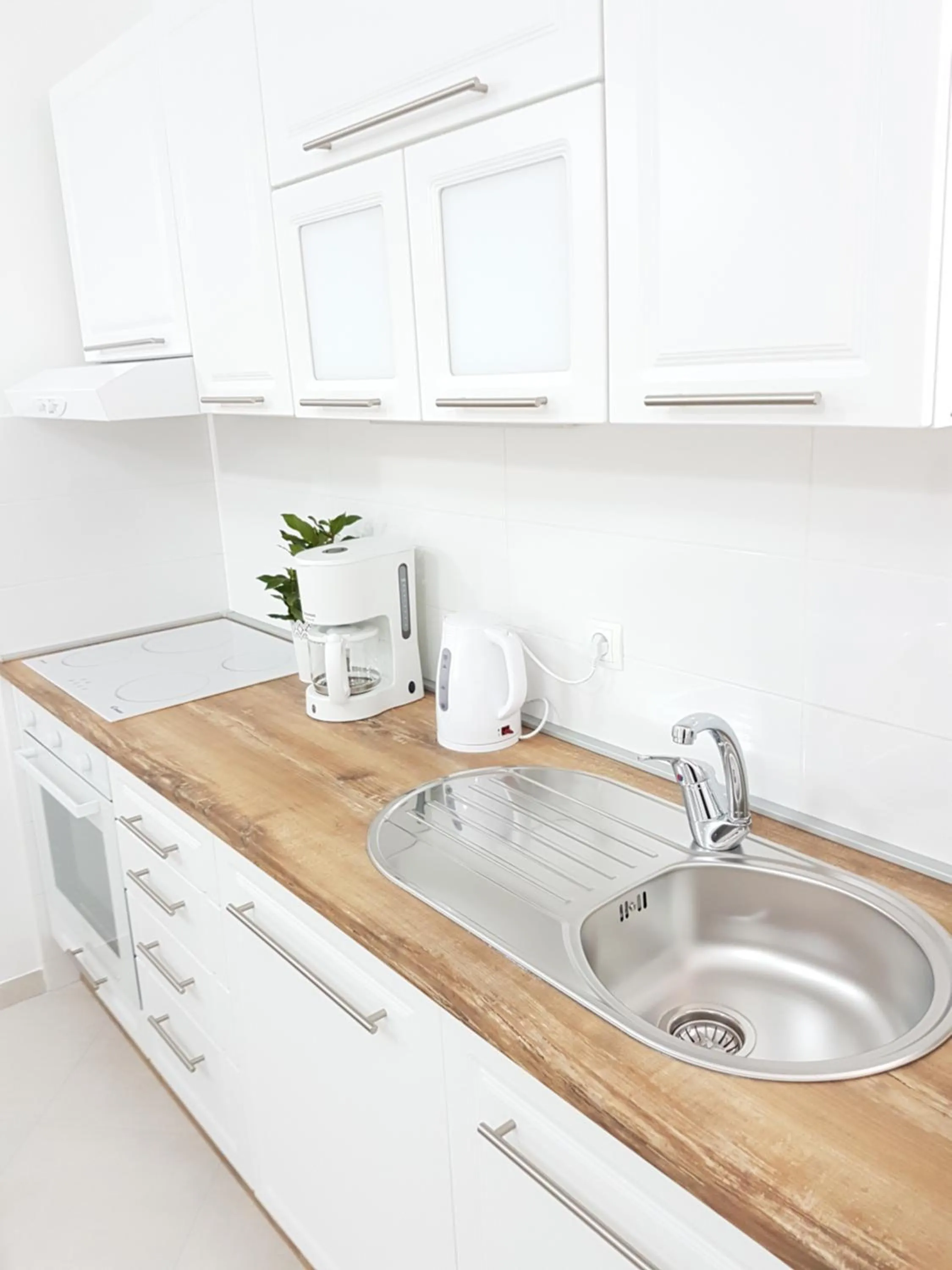 Kitchen or kitchenette in Apartmani Luka & Iva