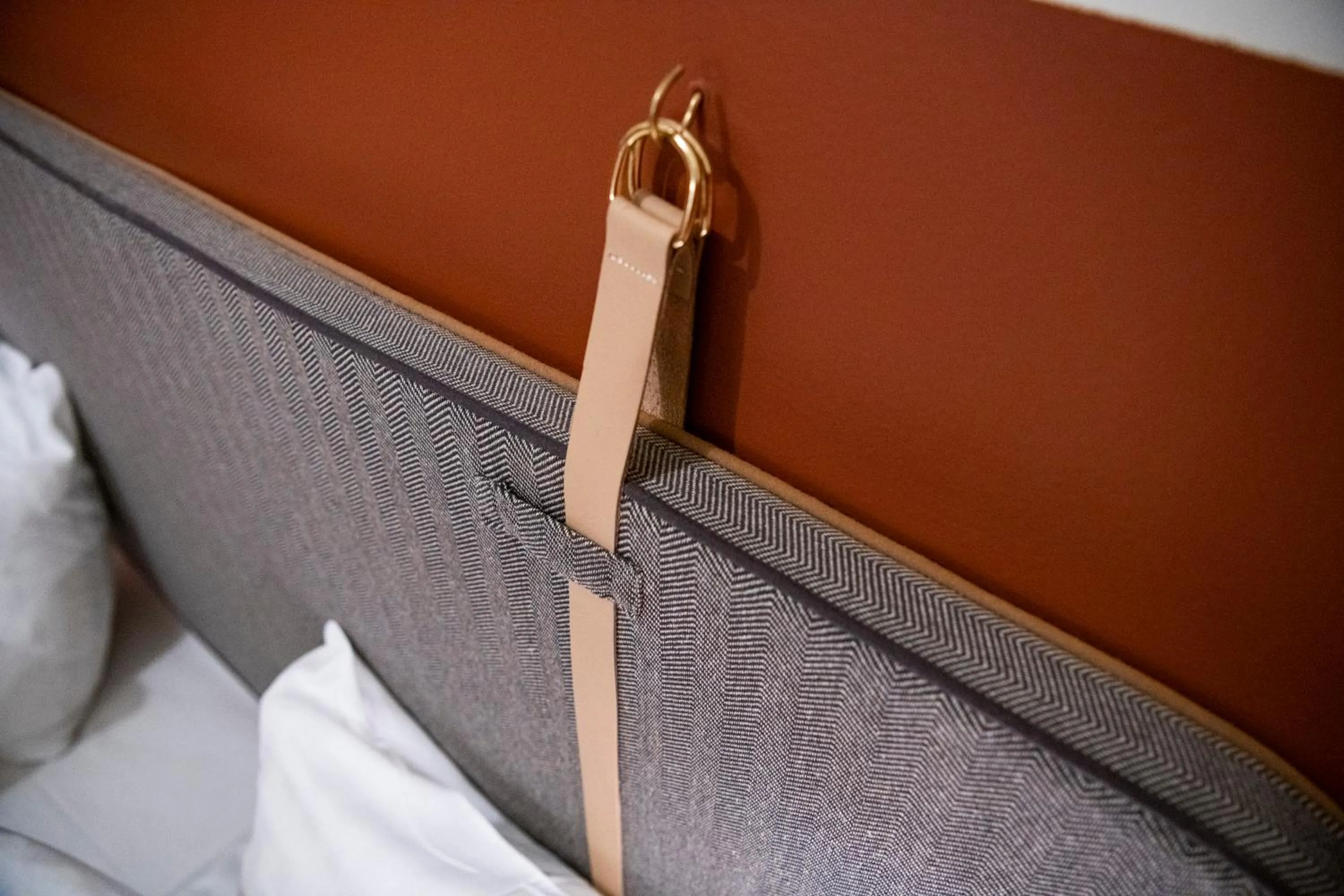 Bedroom, Bed in The Citadel Apartments by Daniel&Jacob's