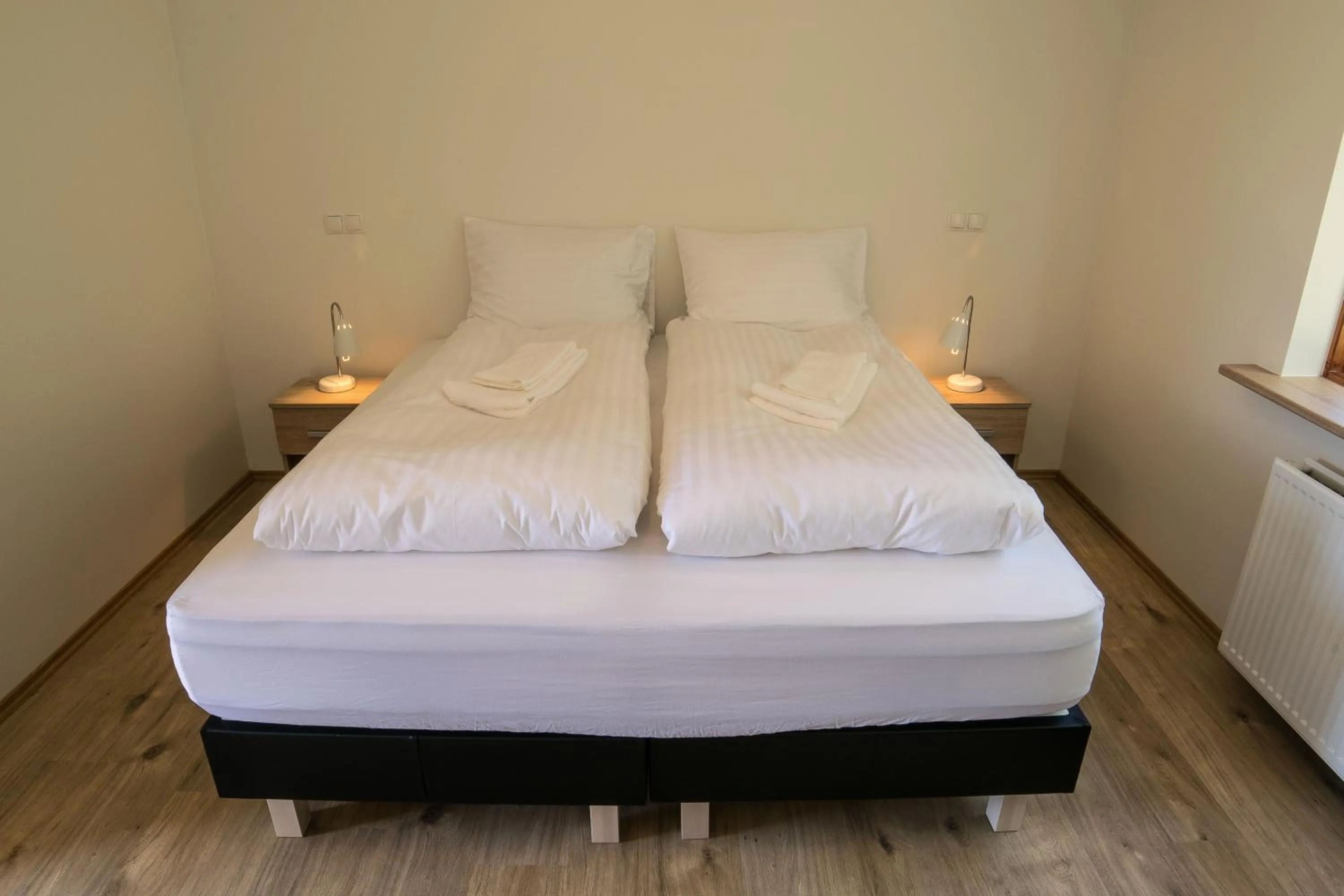 Bedroom, Bed in Guesthouse Hvítafell