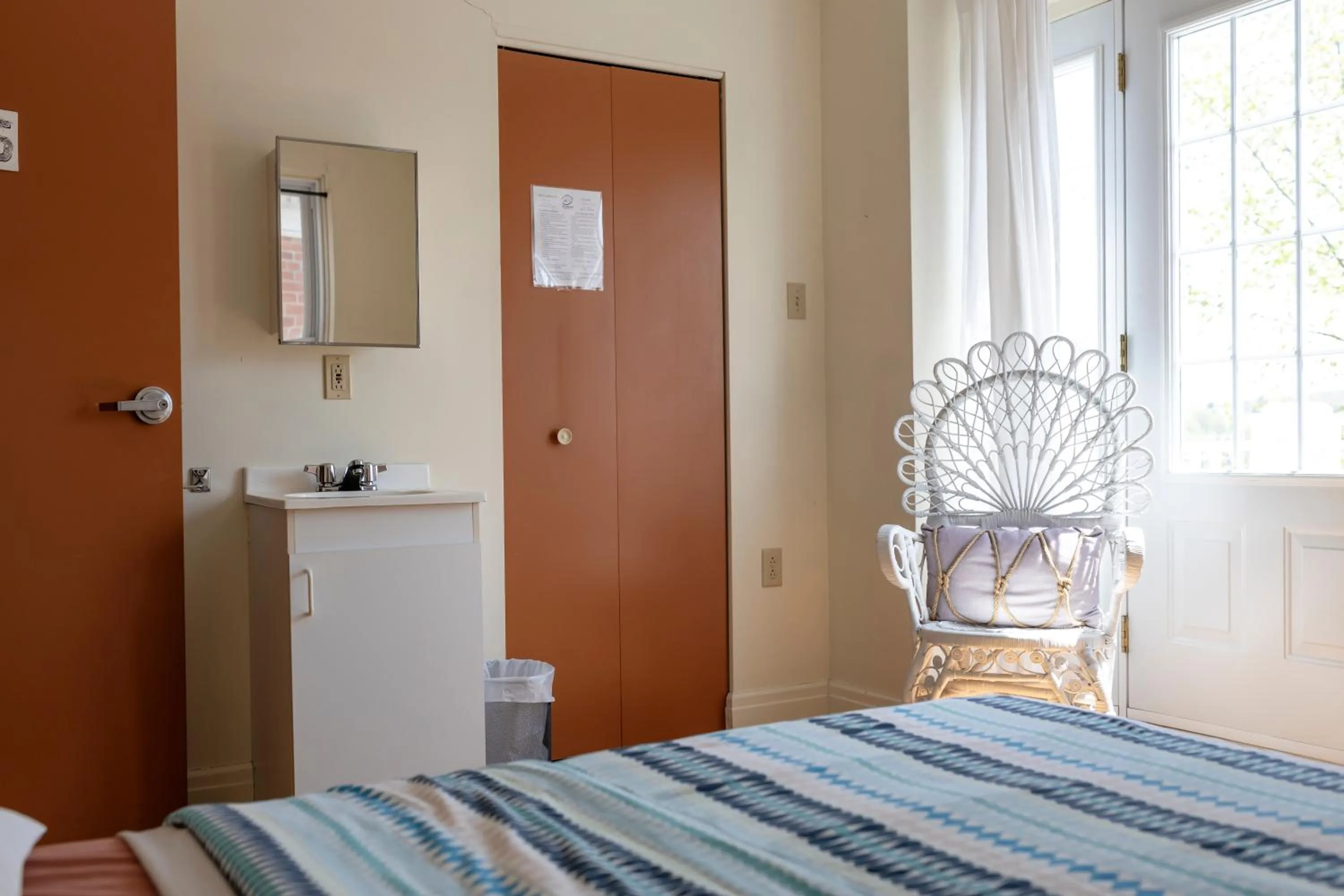 Photo of the whole room in Auberge de Jeunesse Magog-Orford Hostel