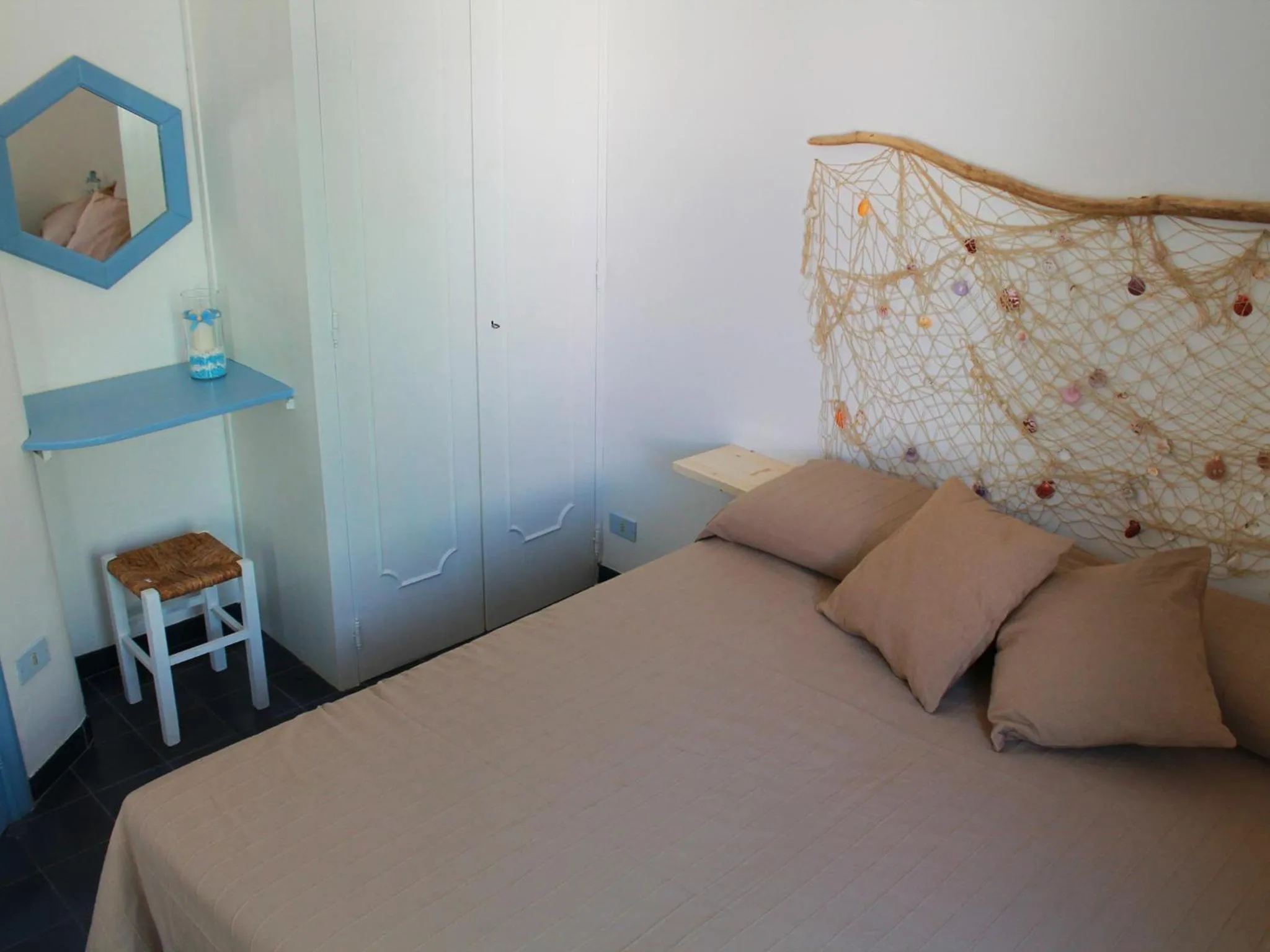 Bedroom, Bed in Villa Perla di Mare