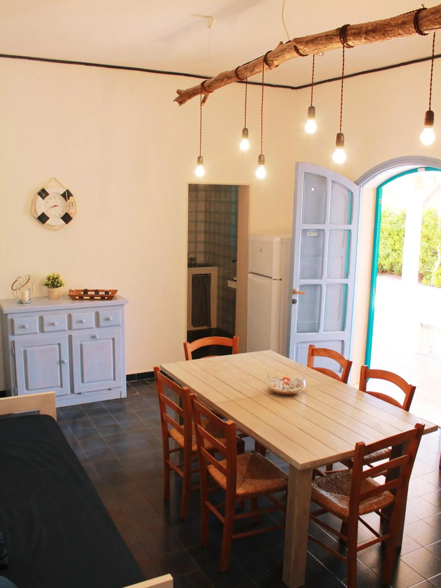 Dining area in Villa Perla di Mare
