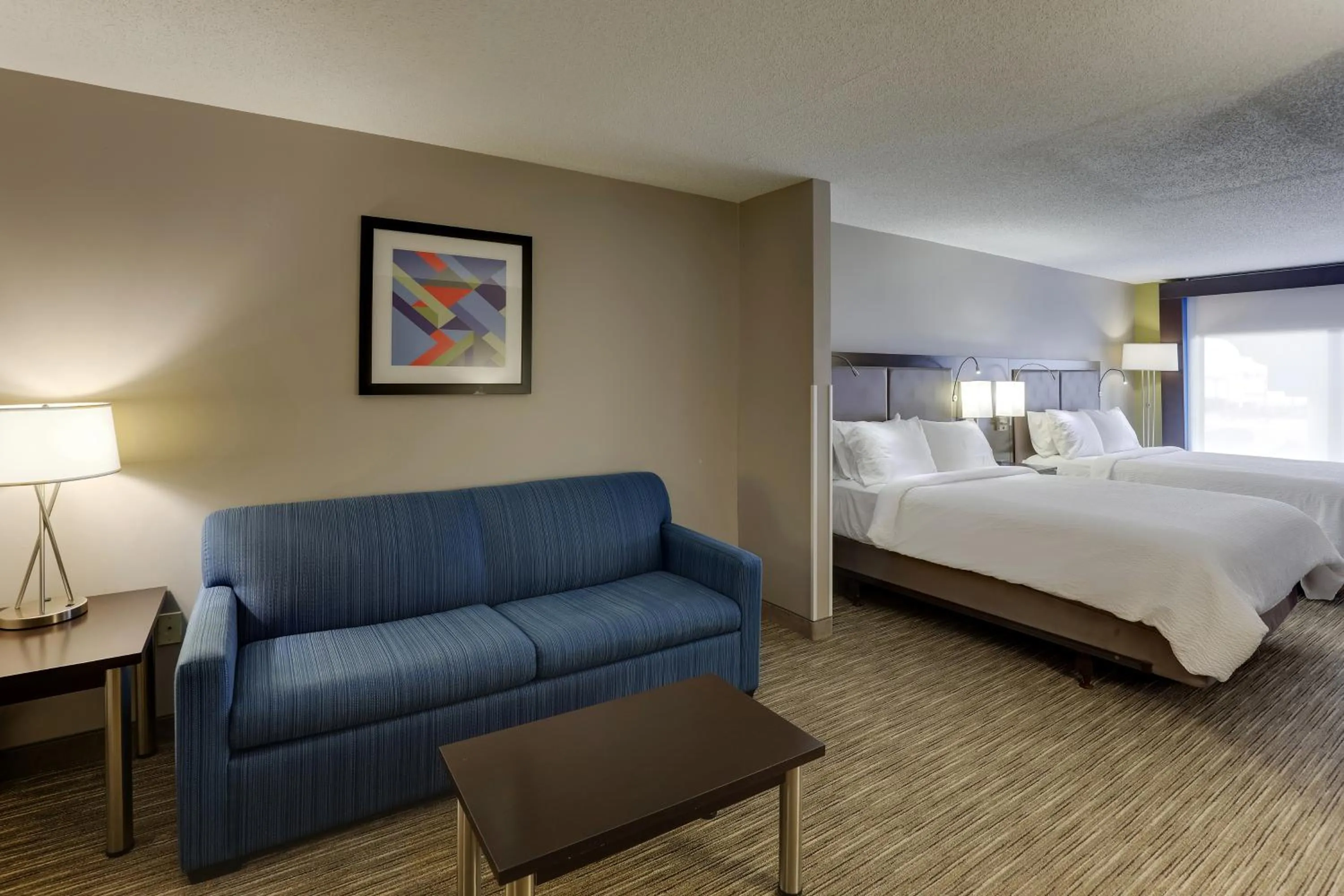 Bed in Holiday Inn Express Hotel & Suites Bryan-Montpelier by IHG