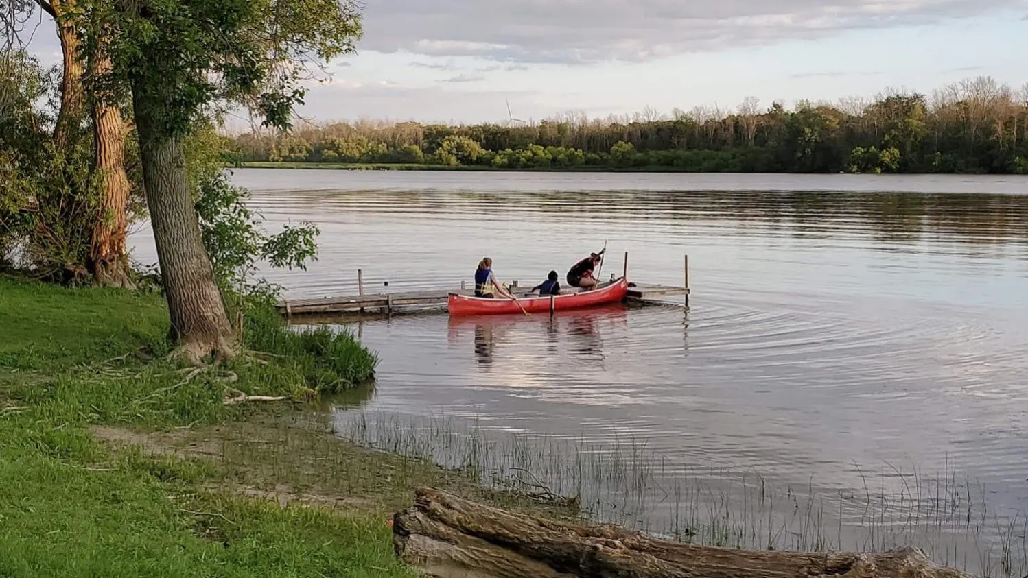 Canoeing in Riverview Motel