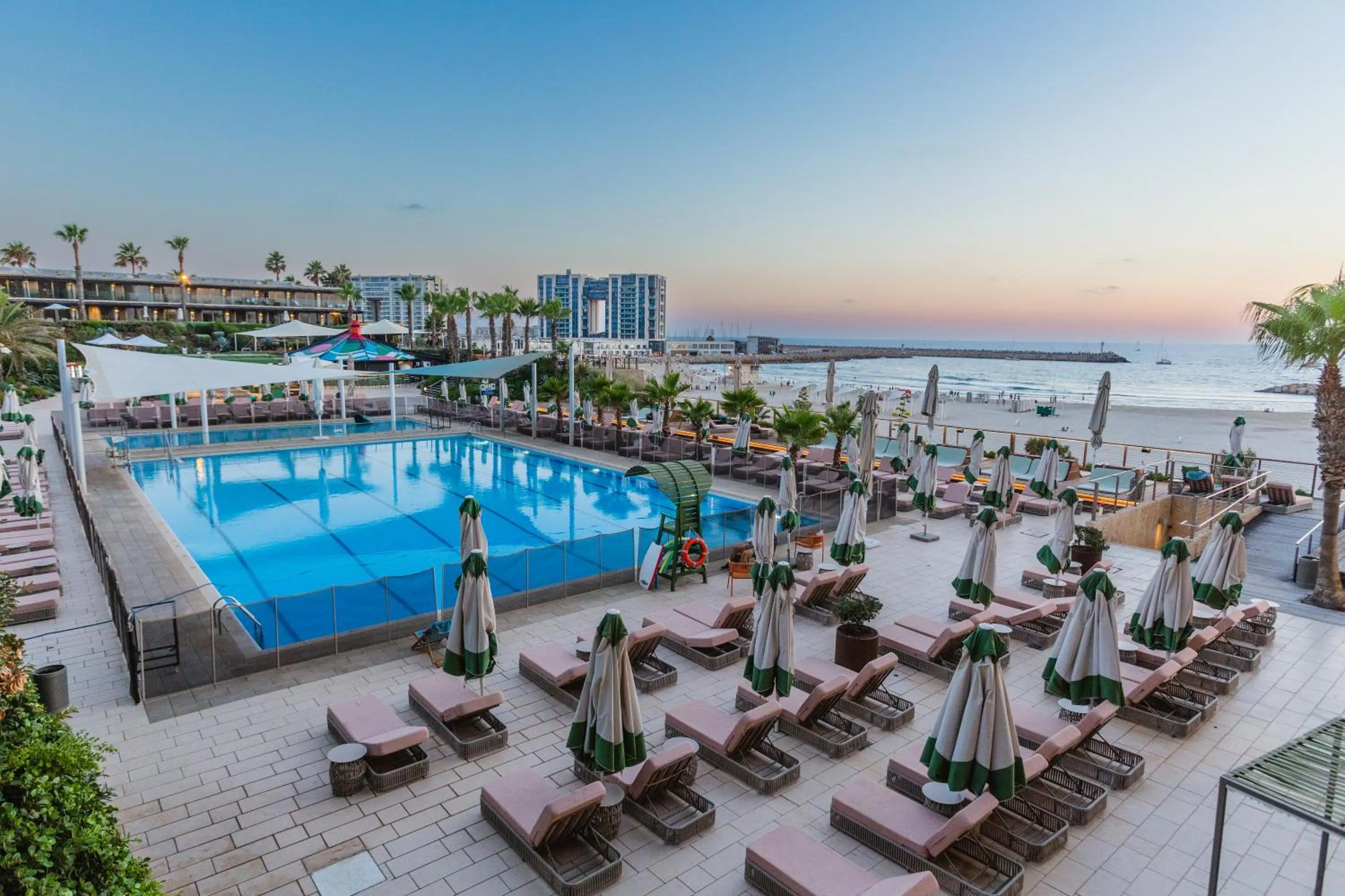 Swimming pool in Dan Accadia Herzliya Hotel