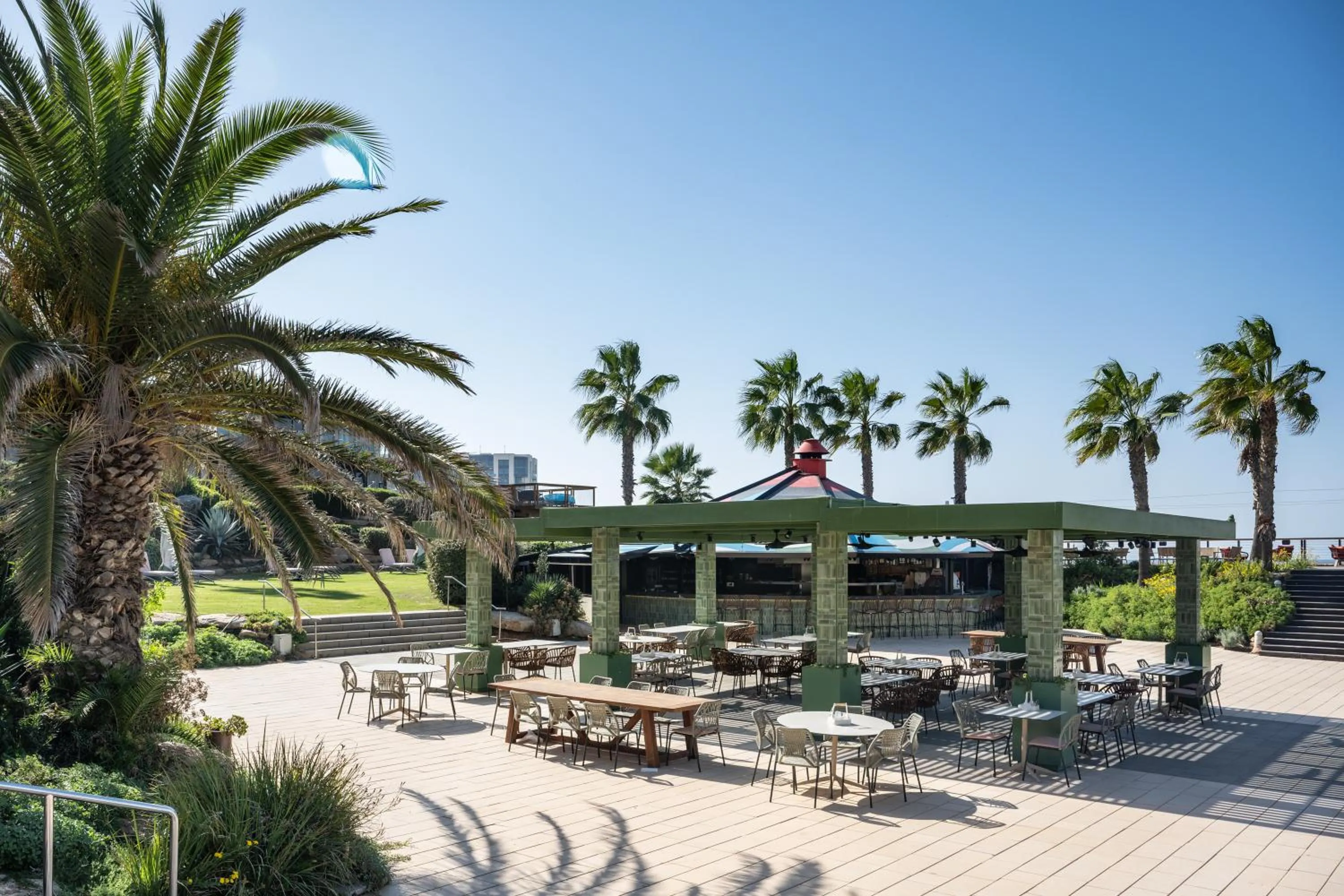 Restaurant/places to eat in Dan Accadia Herzliya Hotel