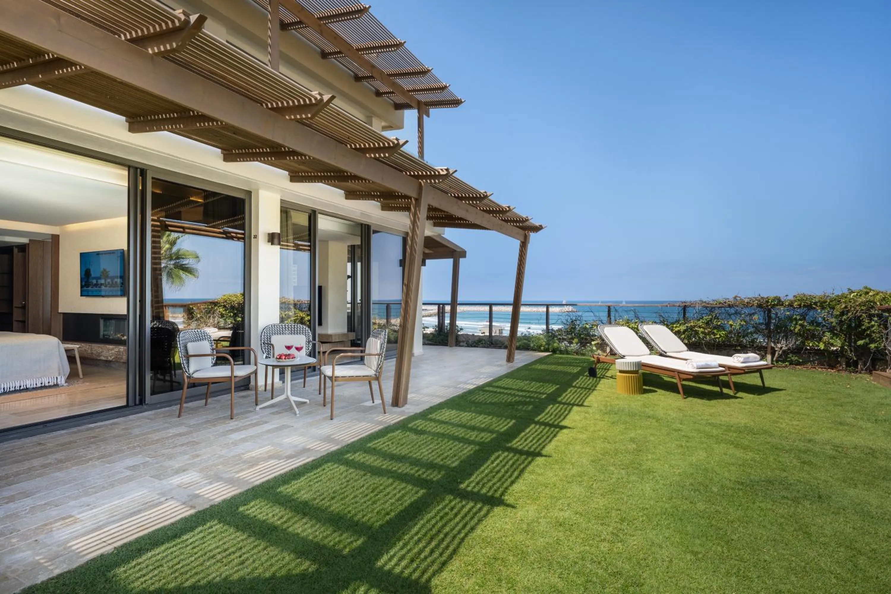 Dan Accadia Herzliya Hotel