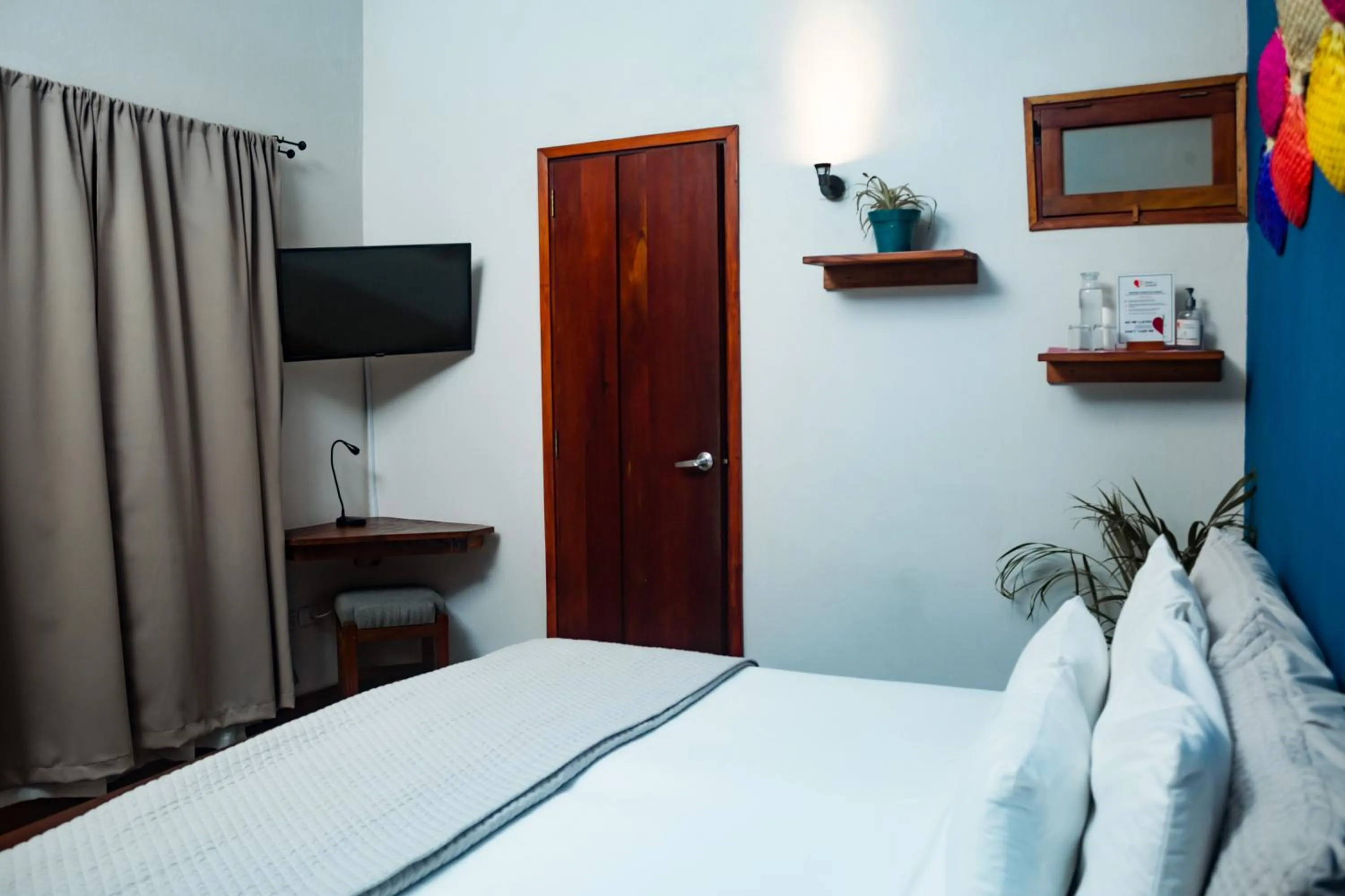 Bed in Hotel con Corazón Granada