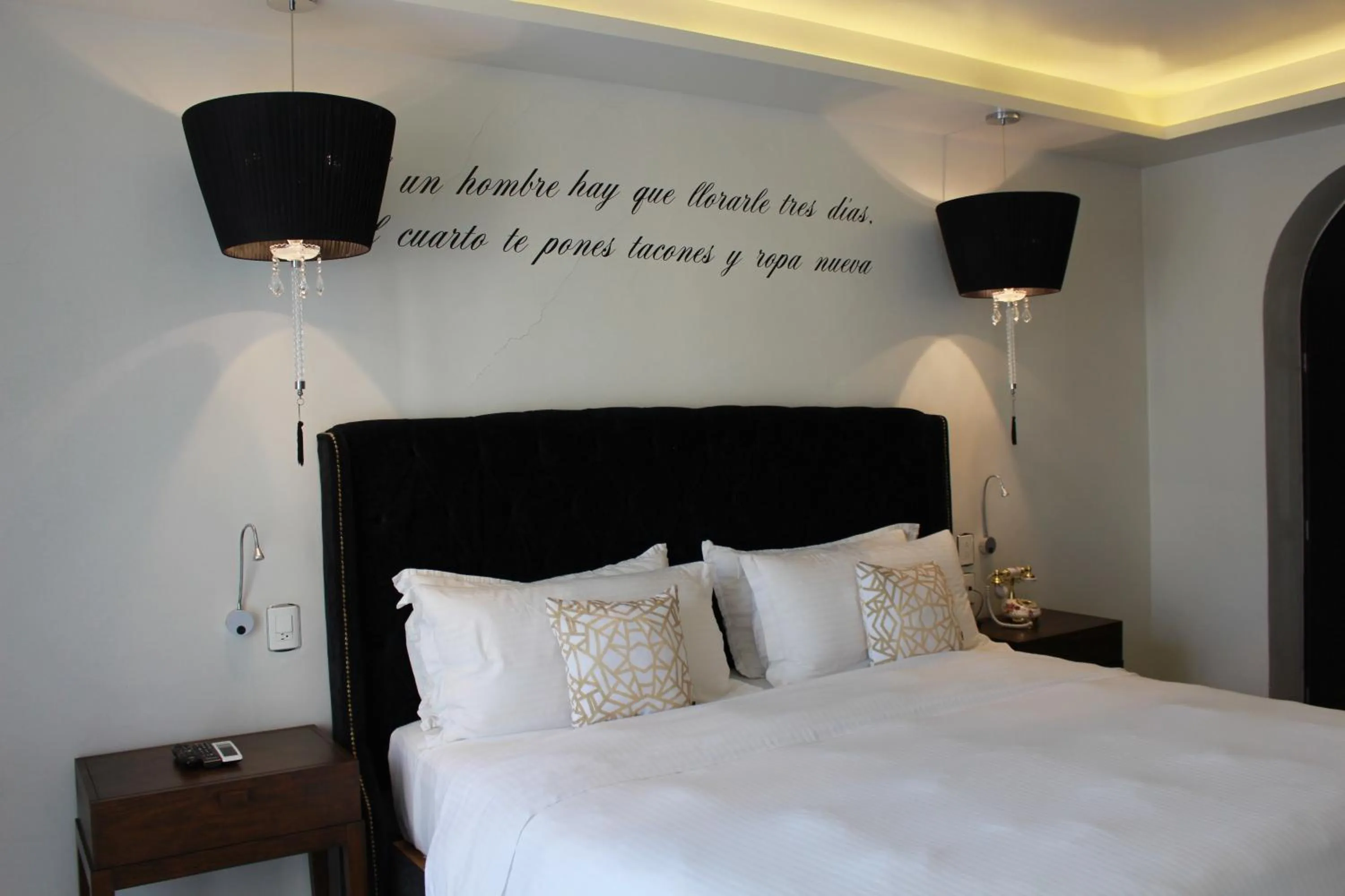 Photo of the whole room, Bed in TRES79 Hotel Boutique Orizaba