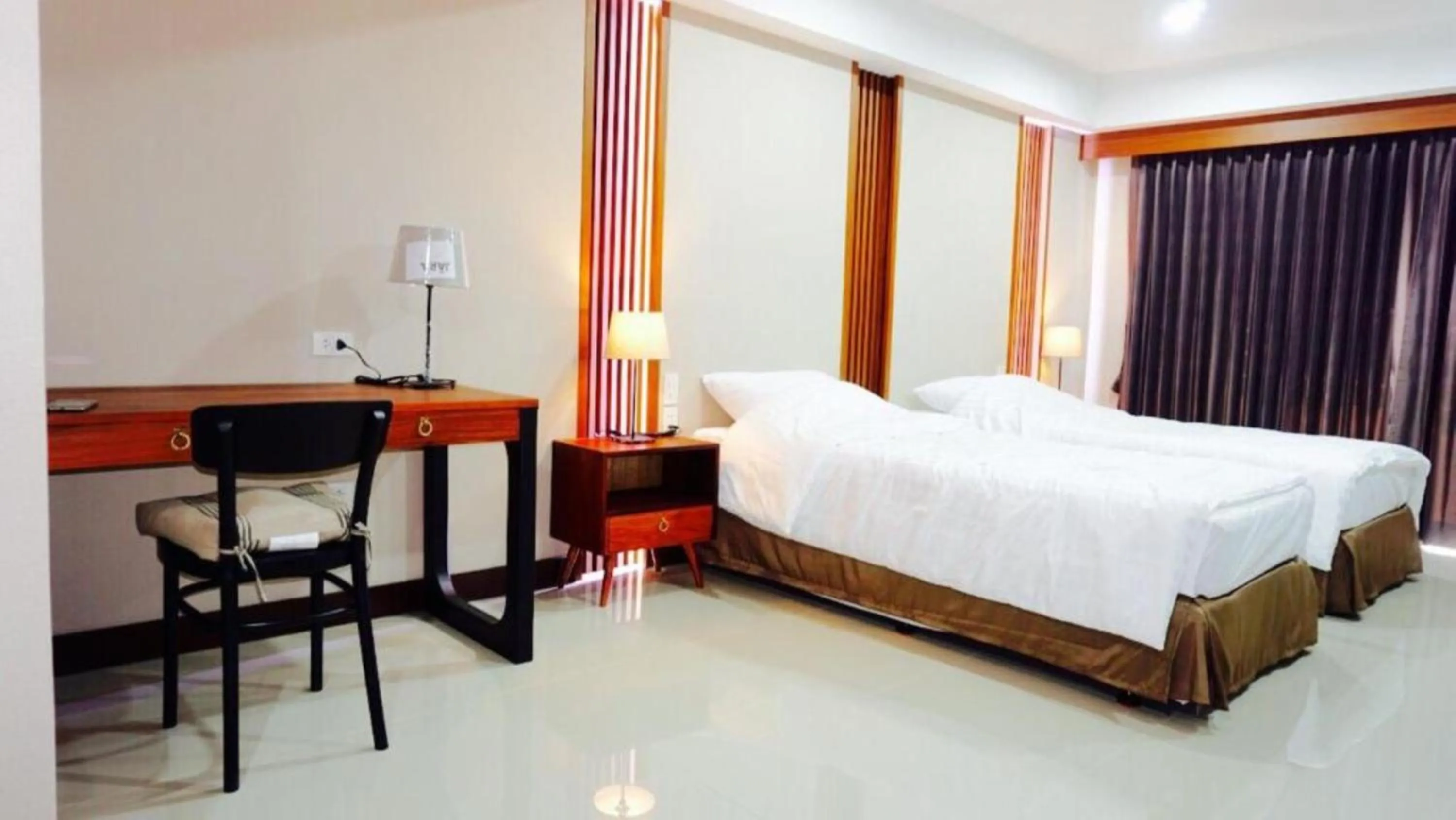 Bedroom, Bed in Room58