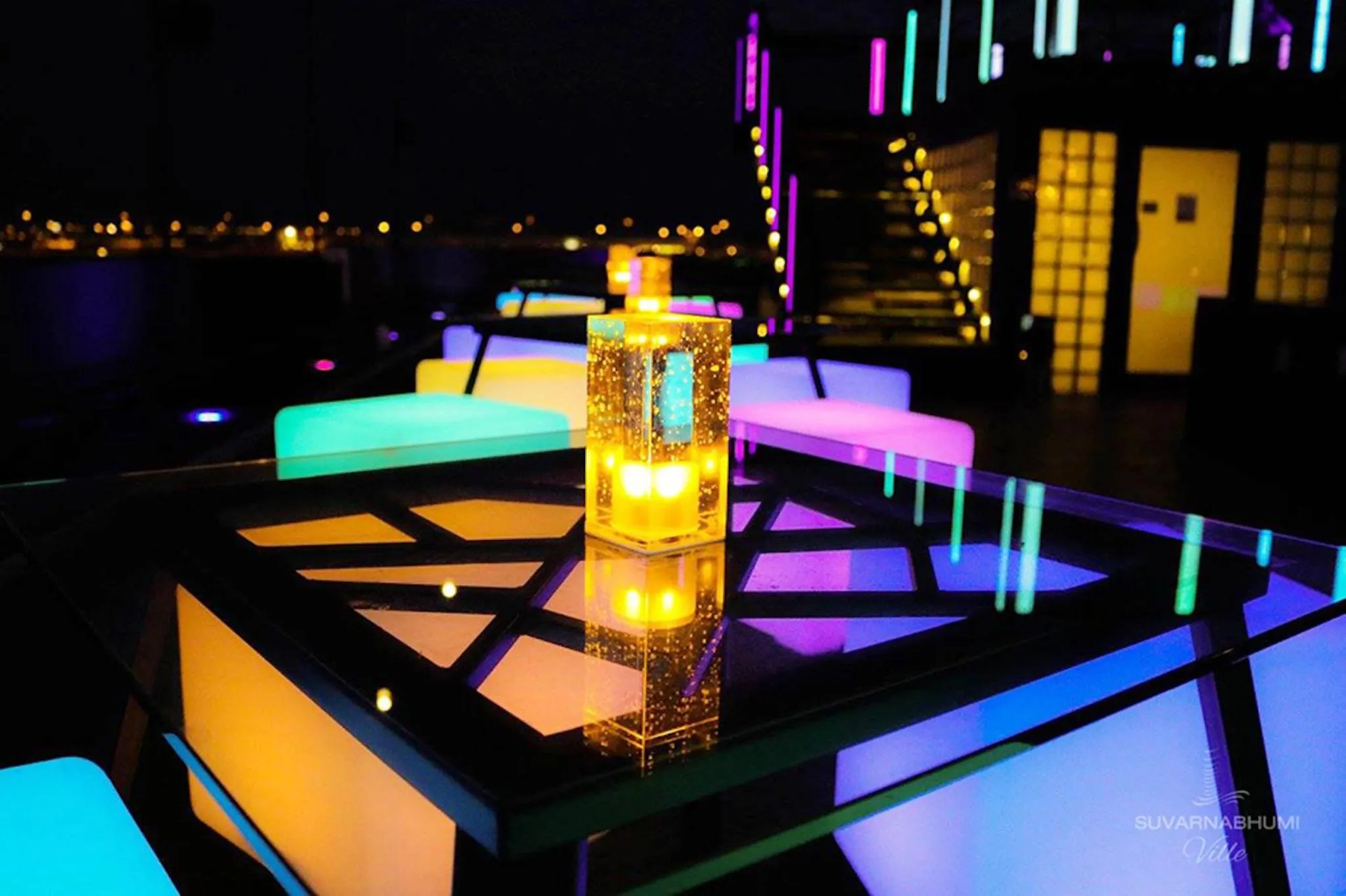 Restaurant/places to eat in Suvarnabhumi Ville Airport Hotel