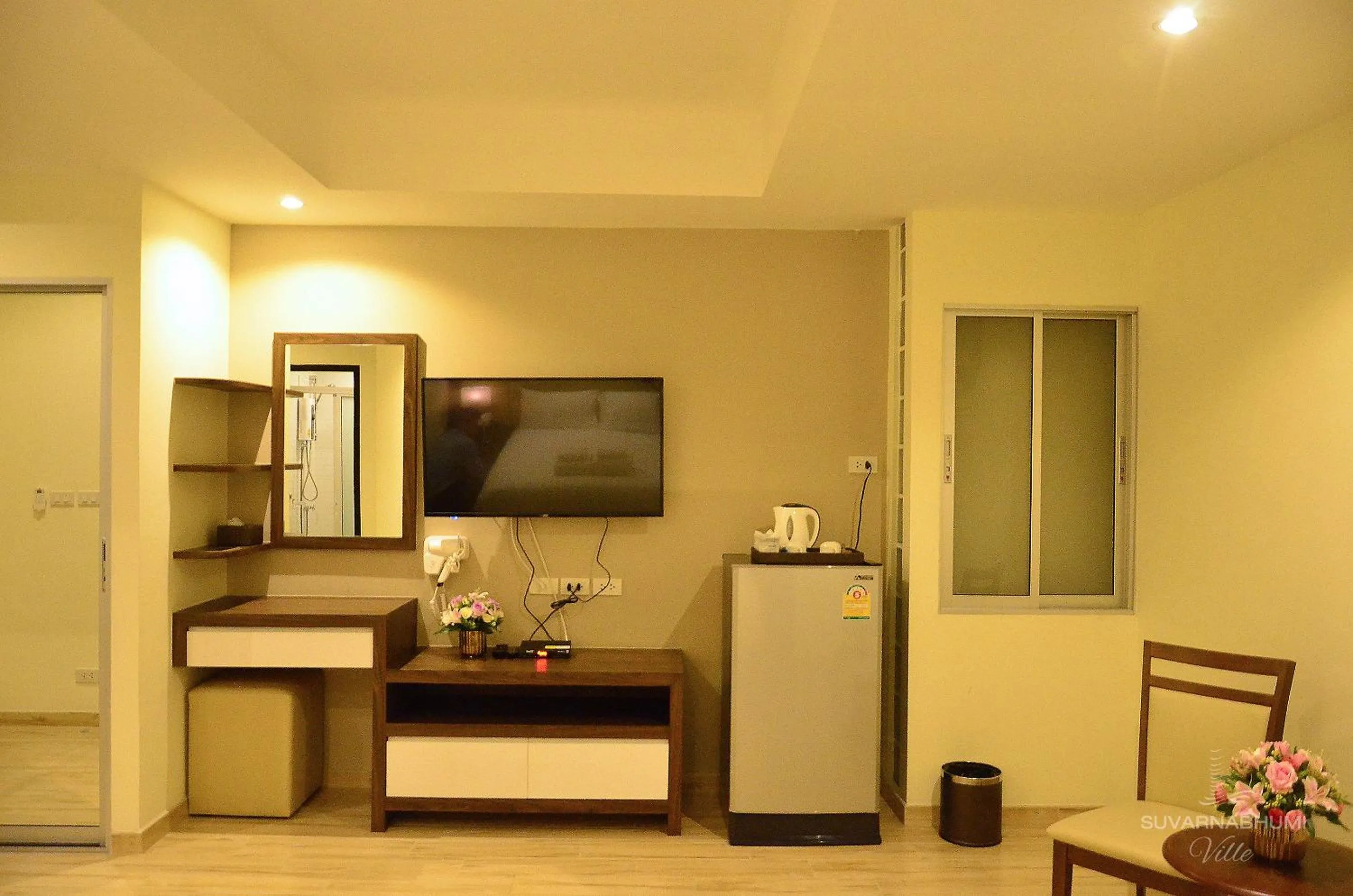 Bedroom in Suvarnabhumi Ville Airport Hotel