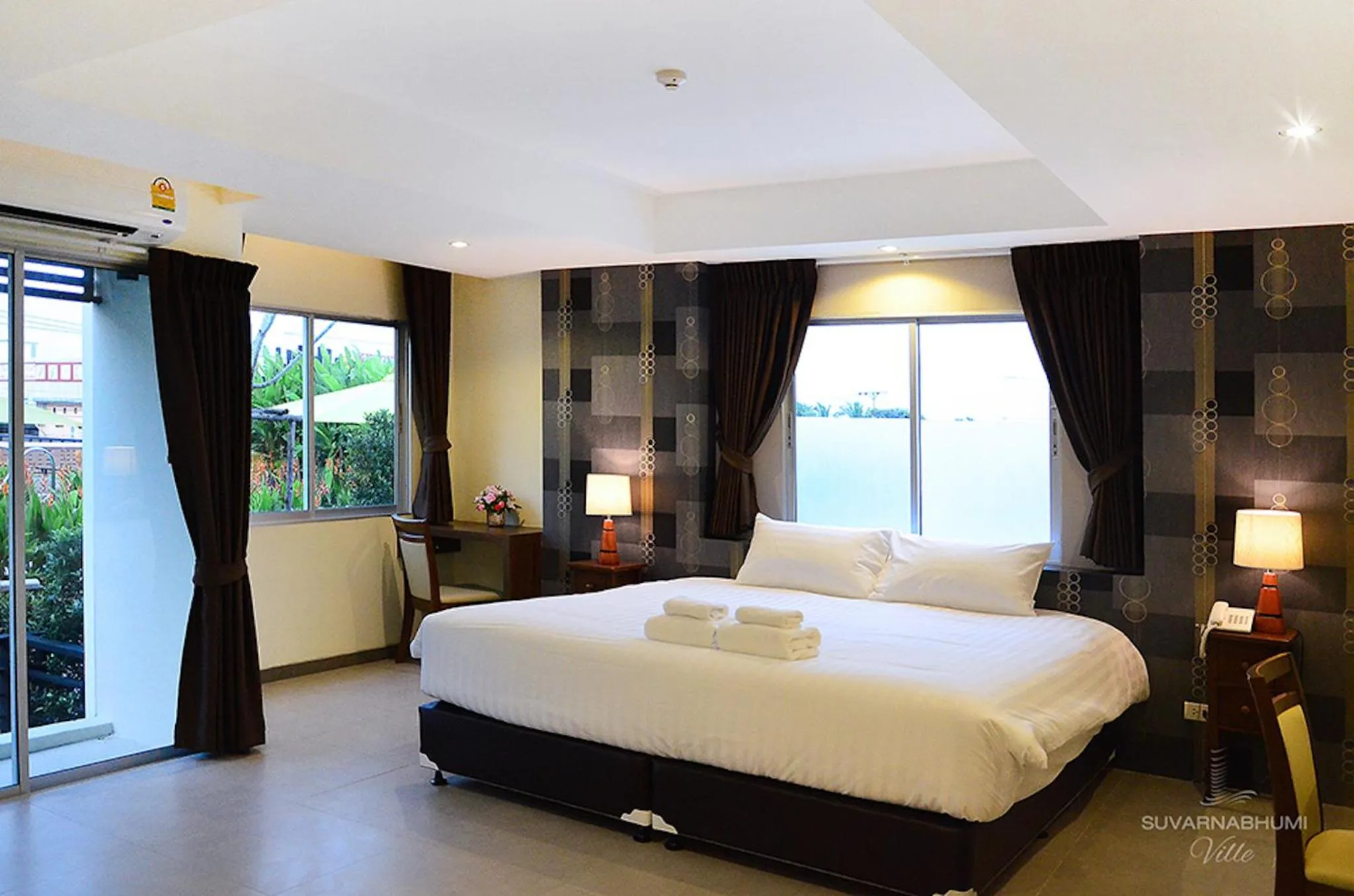 Bedroom, Bed in Suvarnabhumi Ville Airport Hotel