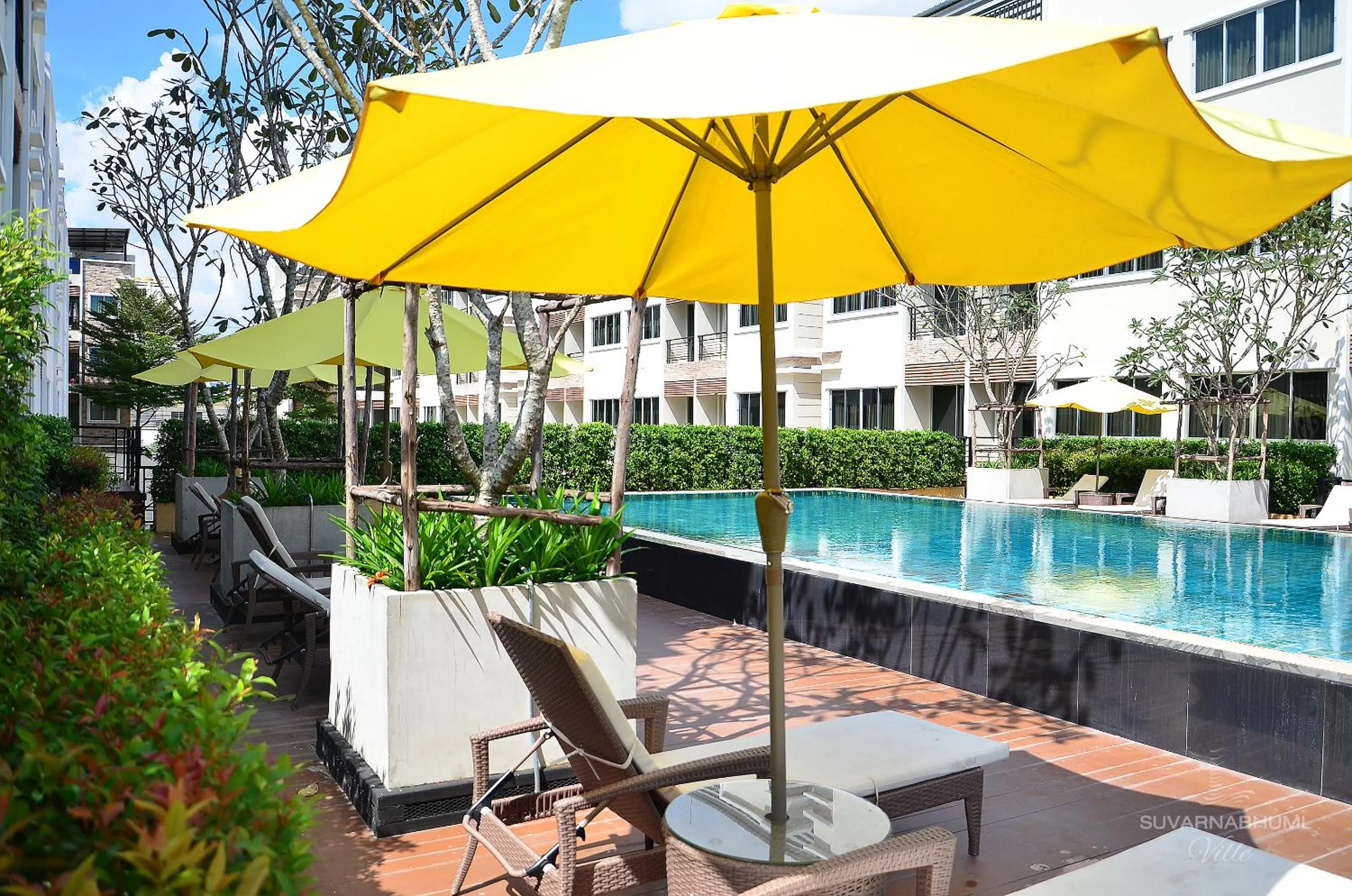 Property building in Suvarnabhumi Ville Airport Hotel