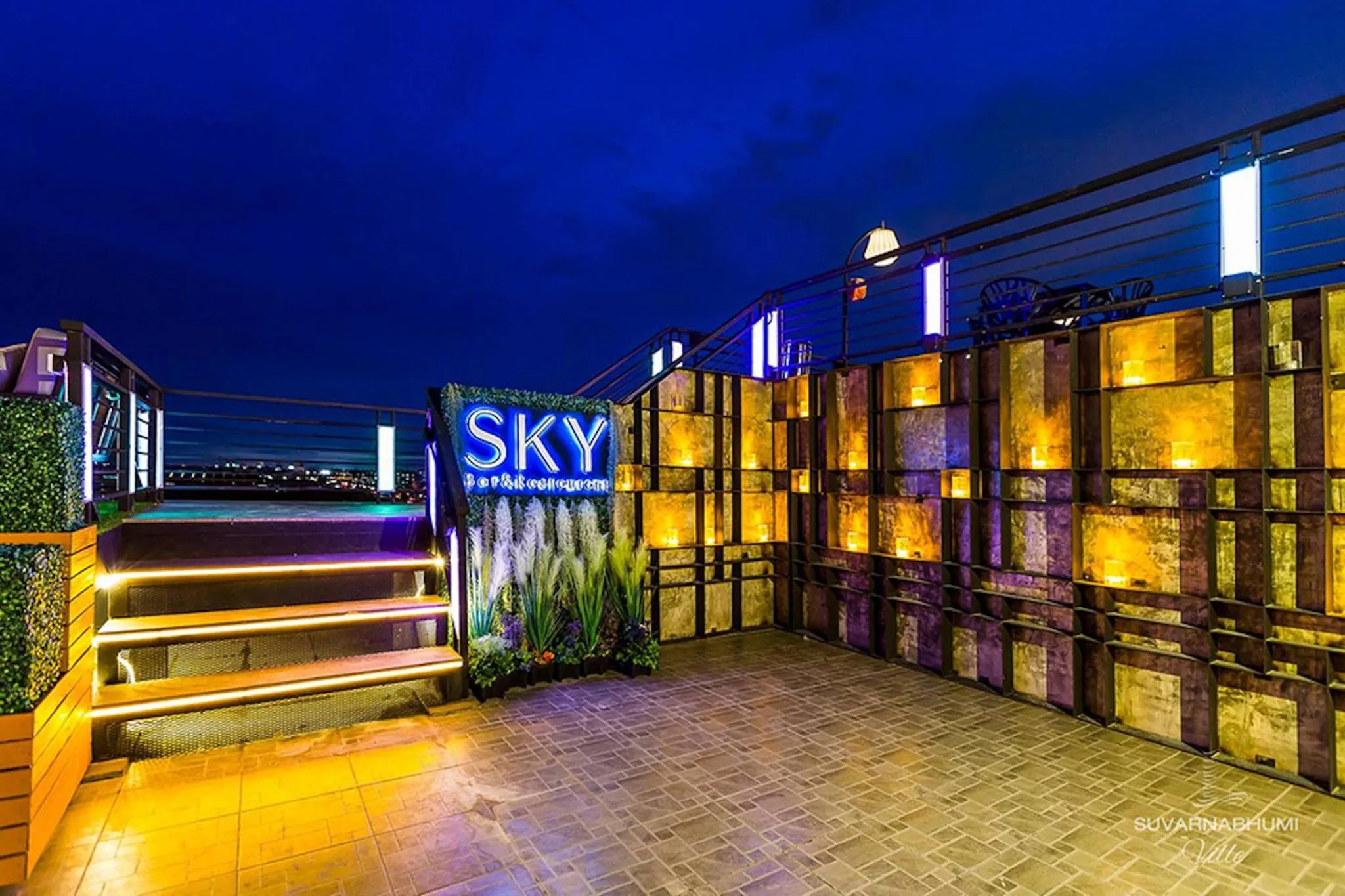 Restaurant/places to eat in Suvarnabhumi Ville Airport Hotel