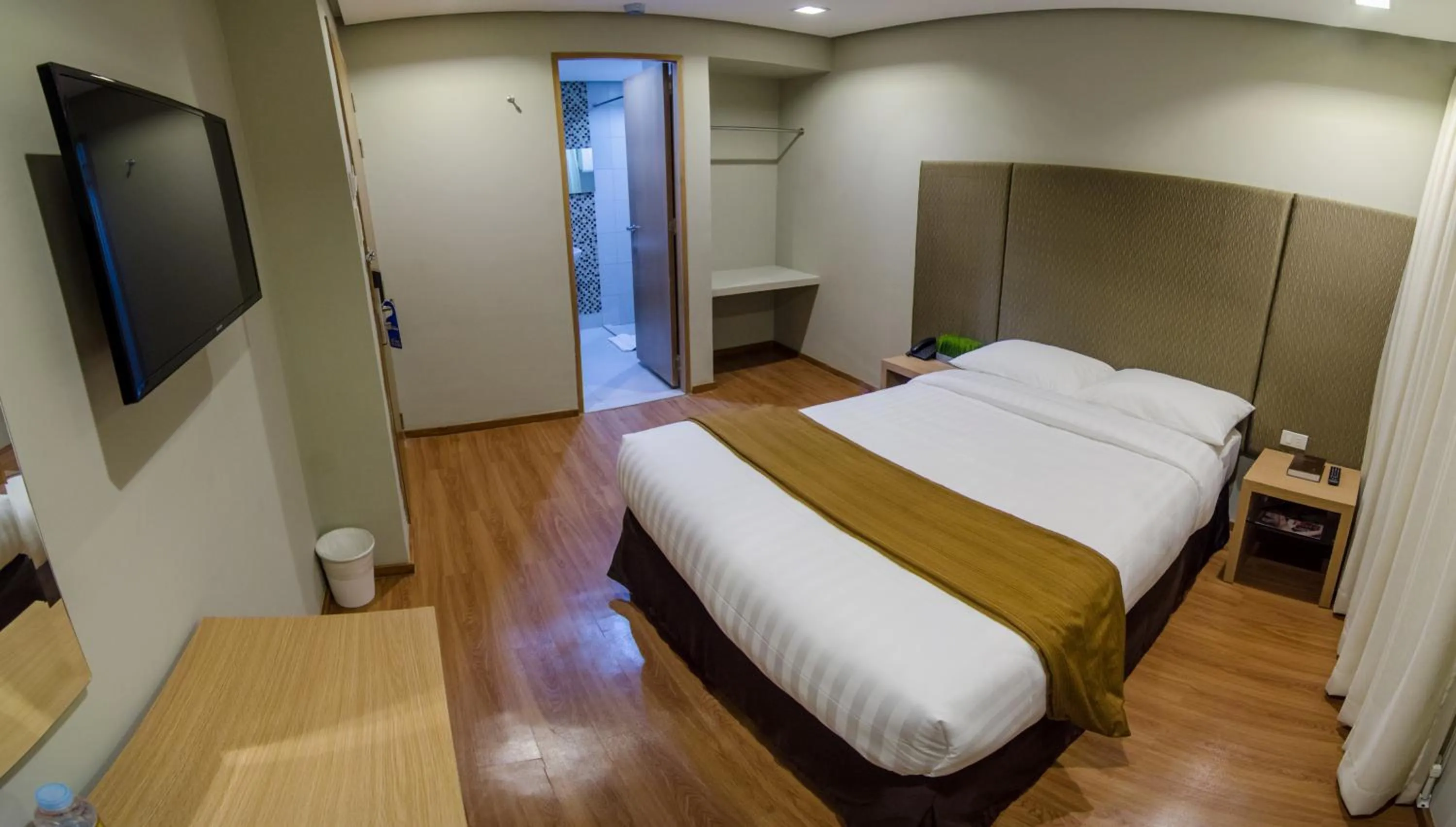 Bedroom, Bed in Madison Hotel PHL