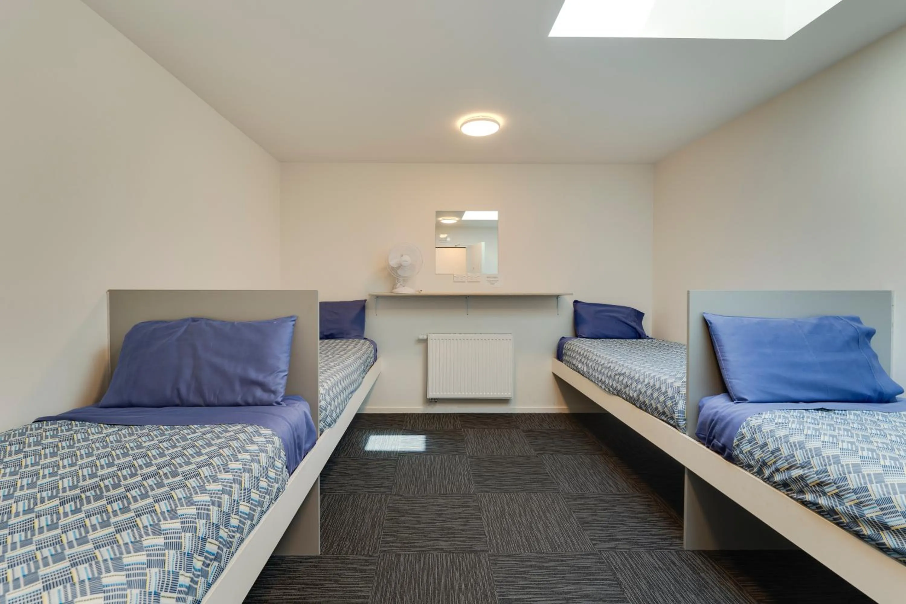 Photo of the whole room, Bed in Falcon's Nest