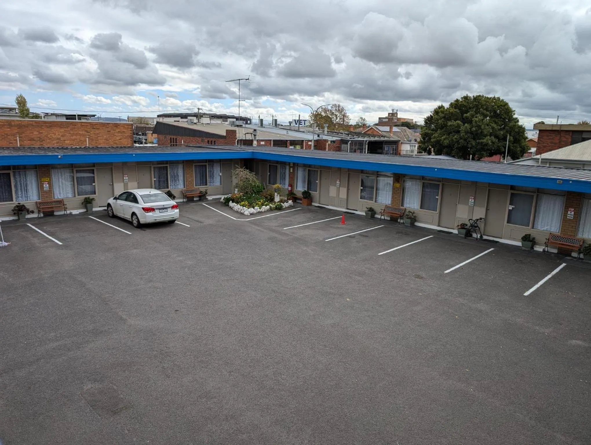 Morwell Parkside Motel