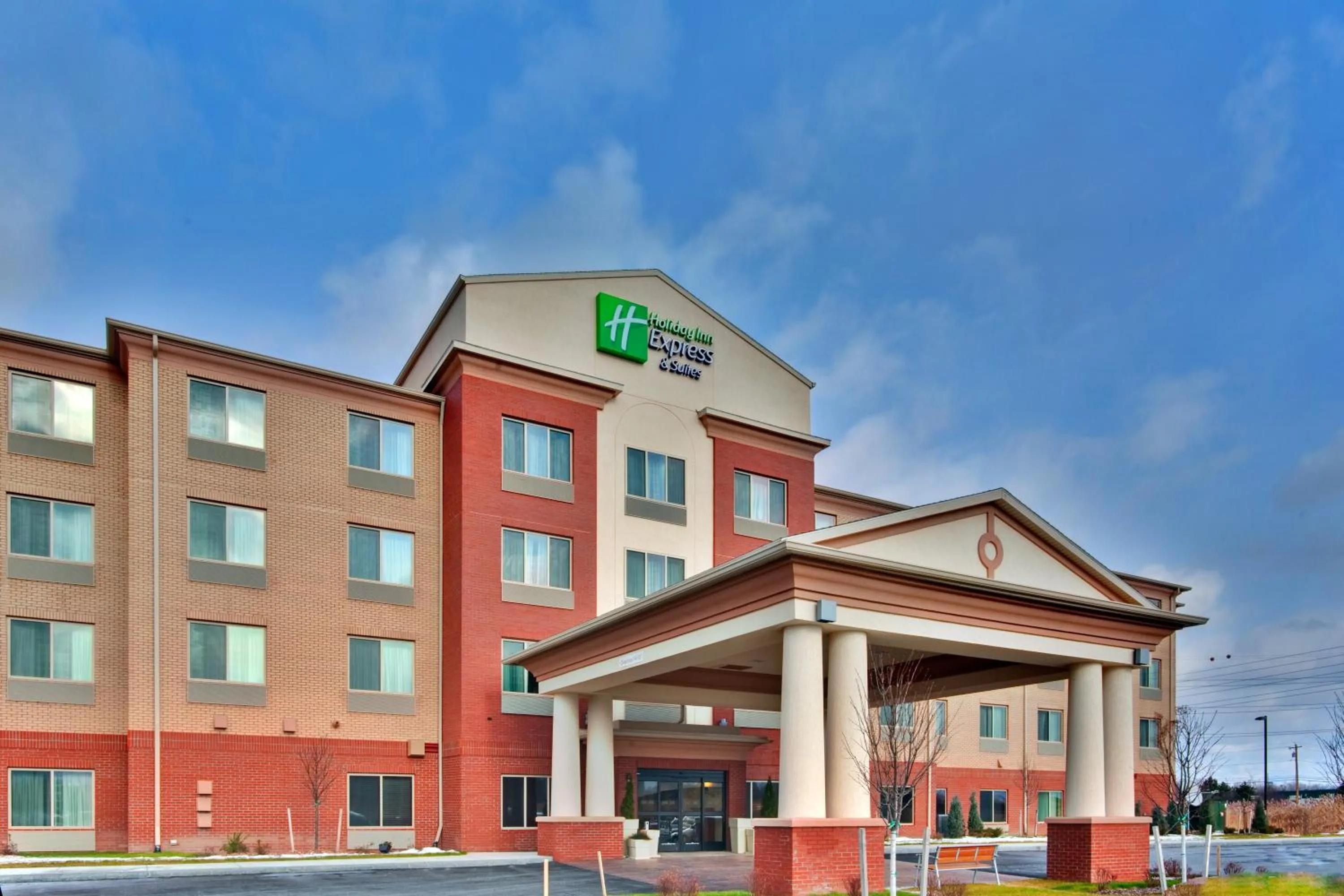 Property building in Holiday Inn Express & Suites Dewitt - Syracuse by IHG