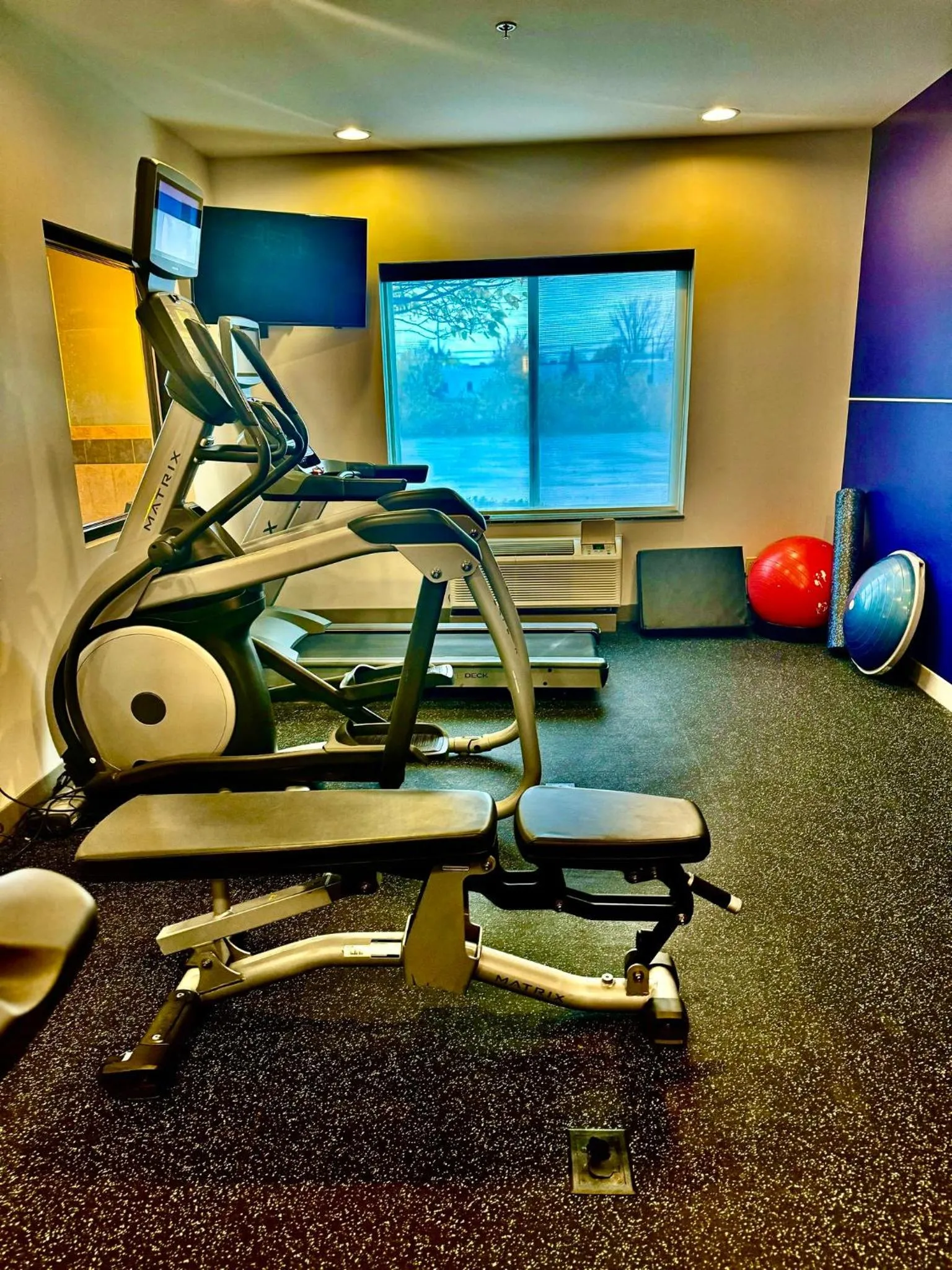 Fitness centre/facilities in Holiday Inn Express & Suites Dewitt - Syracuse by IHG