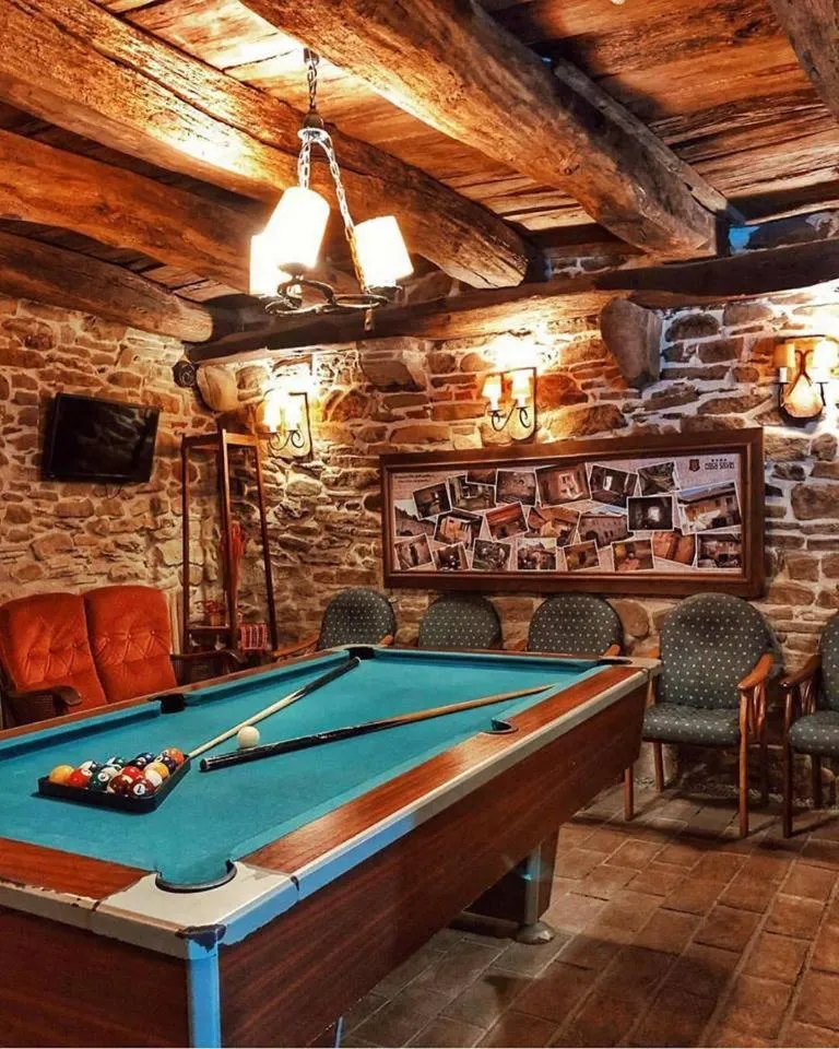 Billiard in Casa Savri