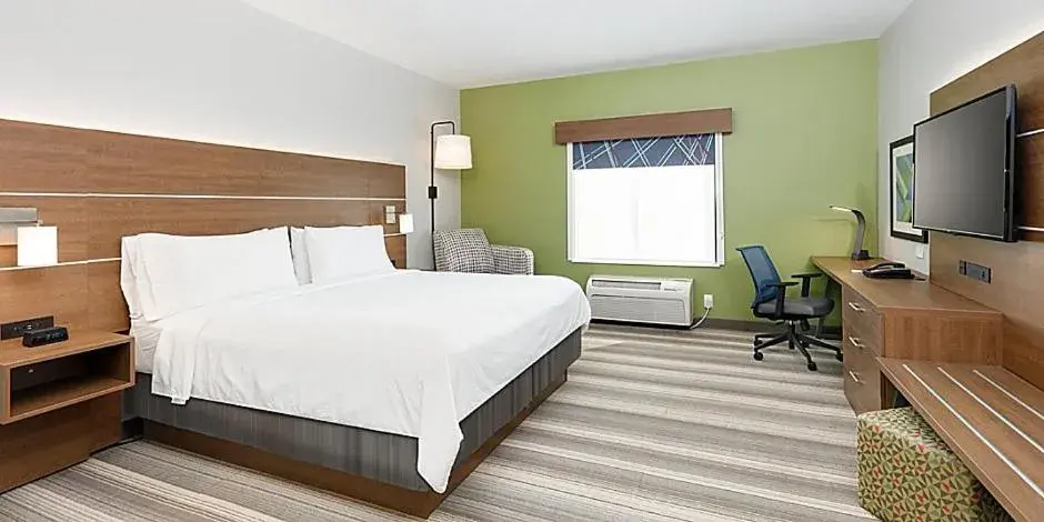 Standard Room in Holiday Inn Express & Suites - Denton North by IHG Standard Room in Holiday Inn Express & Suites - Denton North by IHG