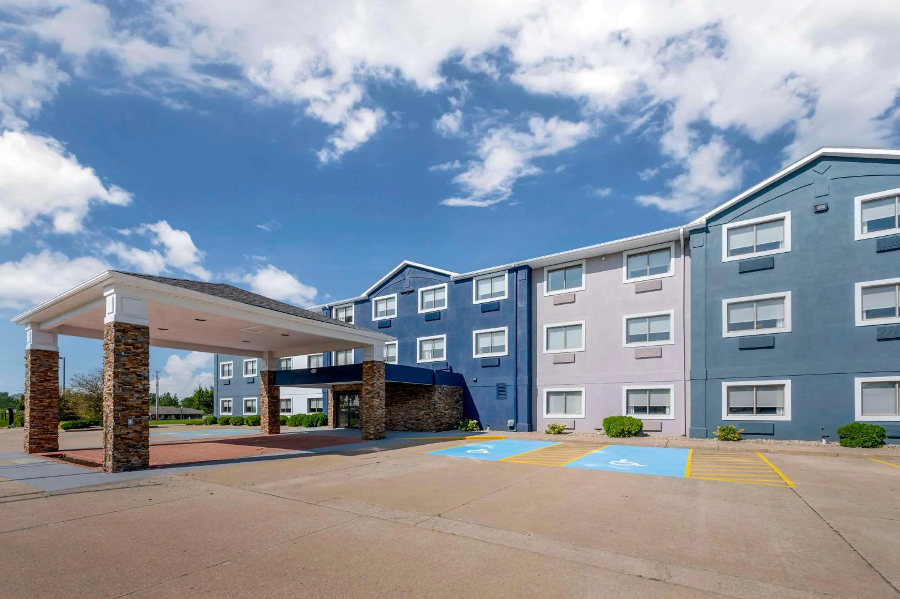 Comfort Inn Kendallville East
