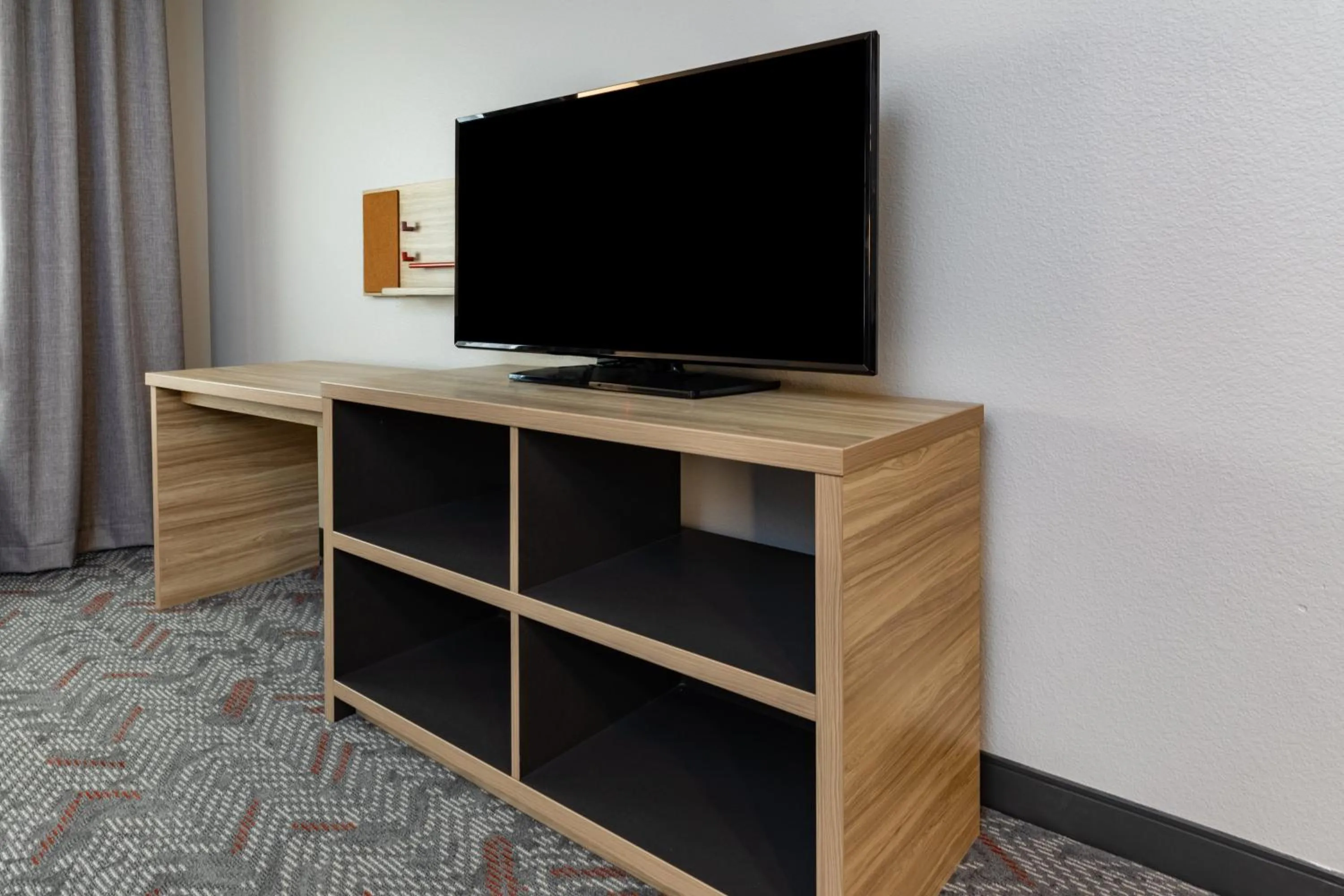 Photo of the whole room in Candlewood Suites Mount Pleasant by IHG