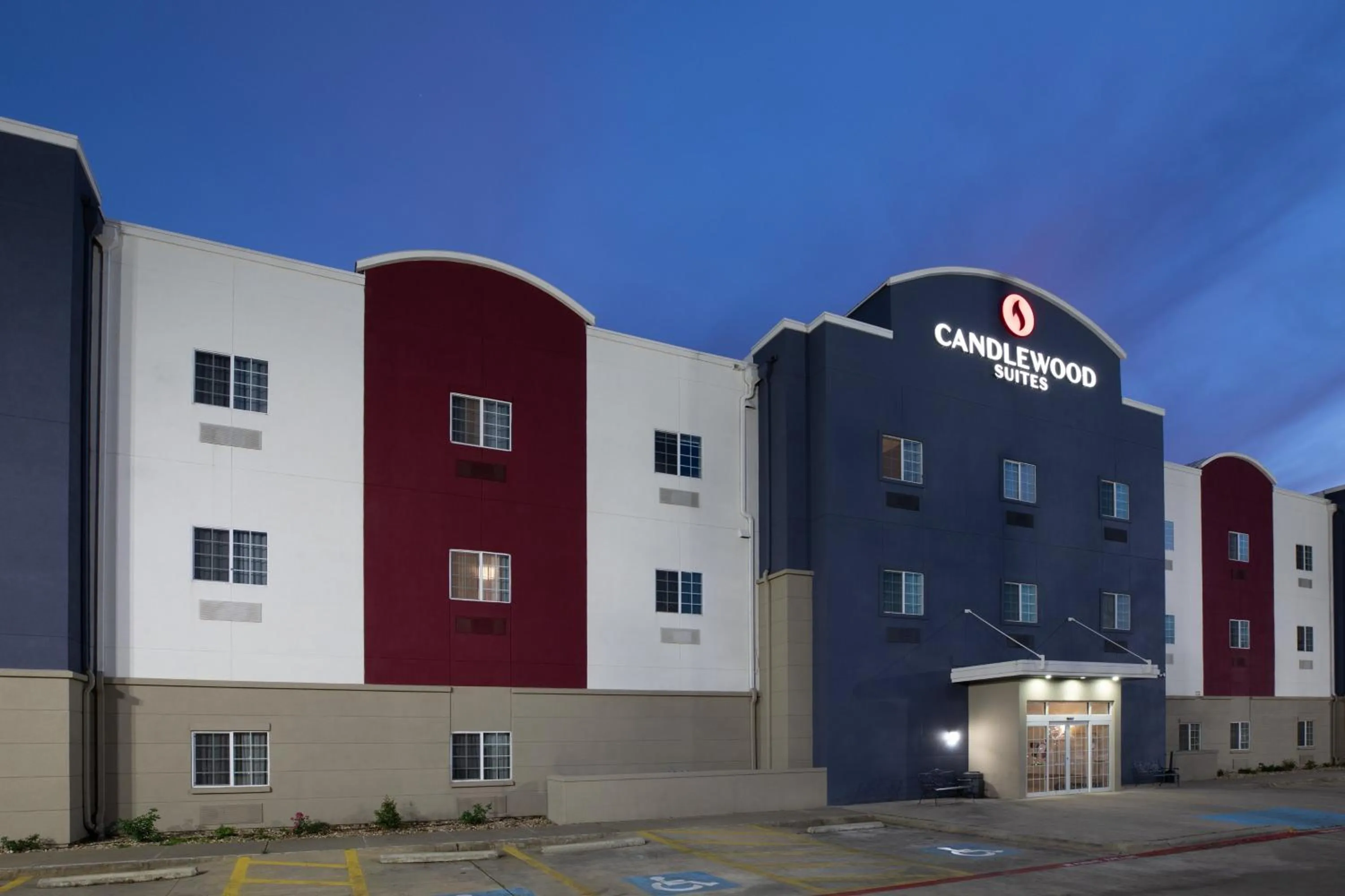 Property building in Candlewood Suites Mount Pleasant by IHG