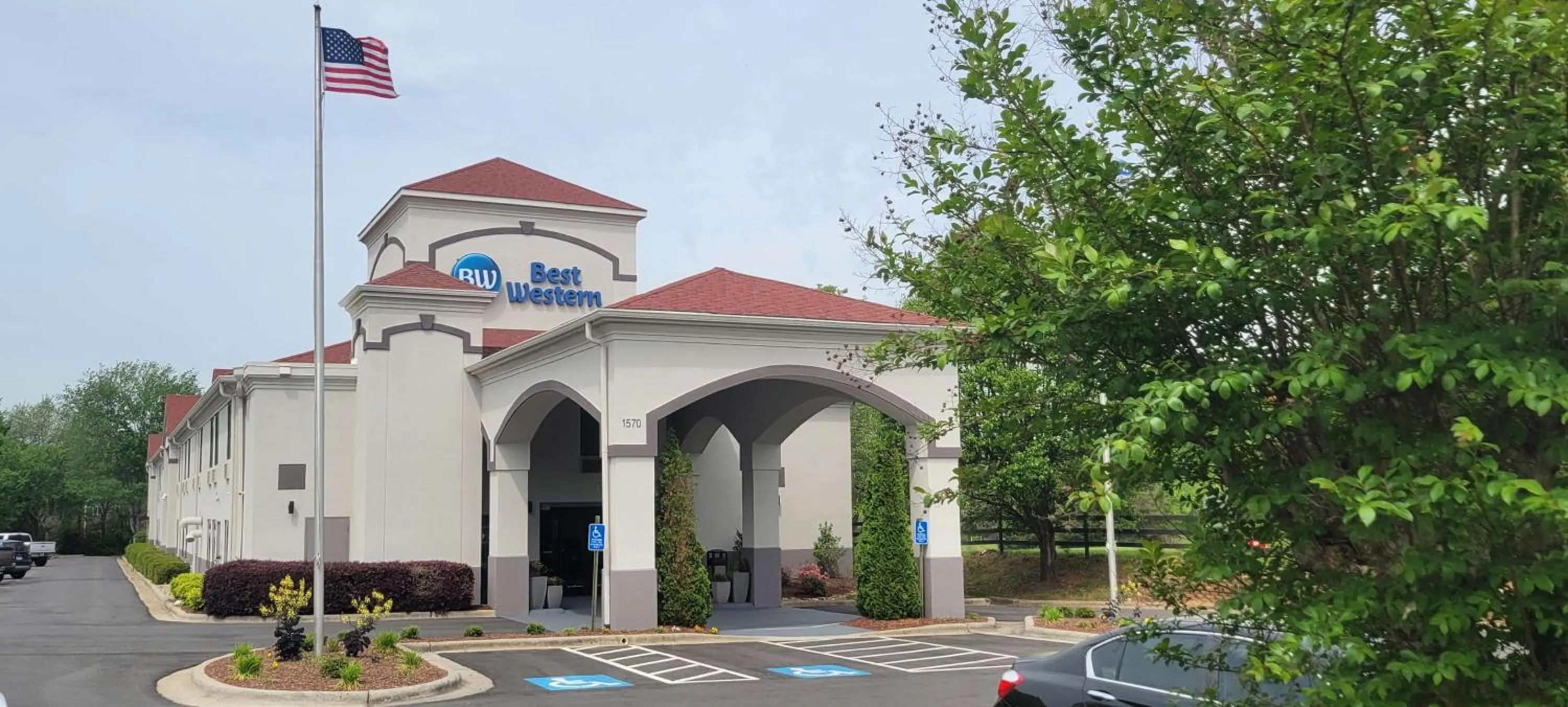 Property Building in Holiday Inn Express Kernersville