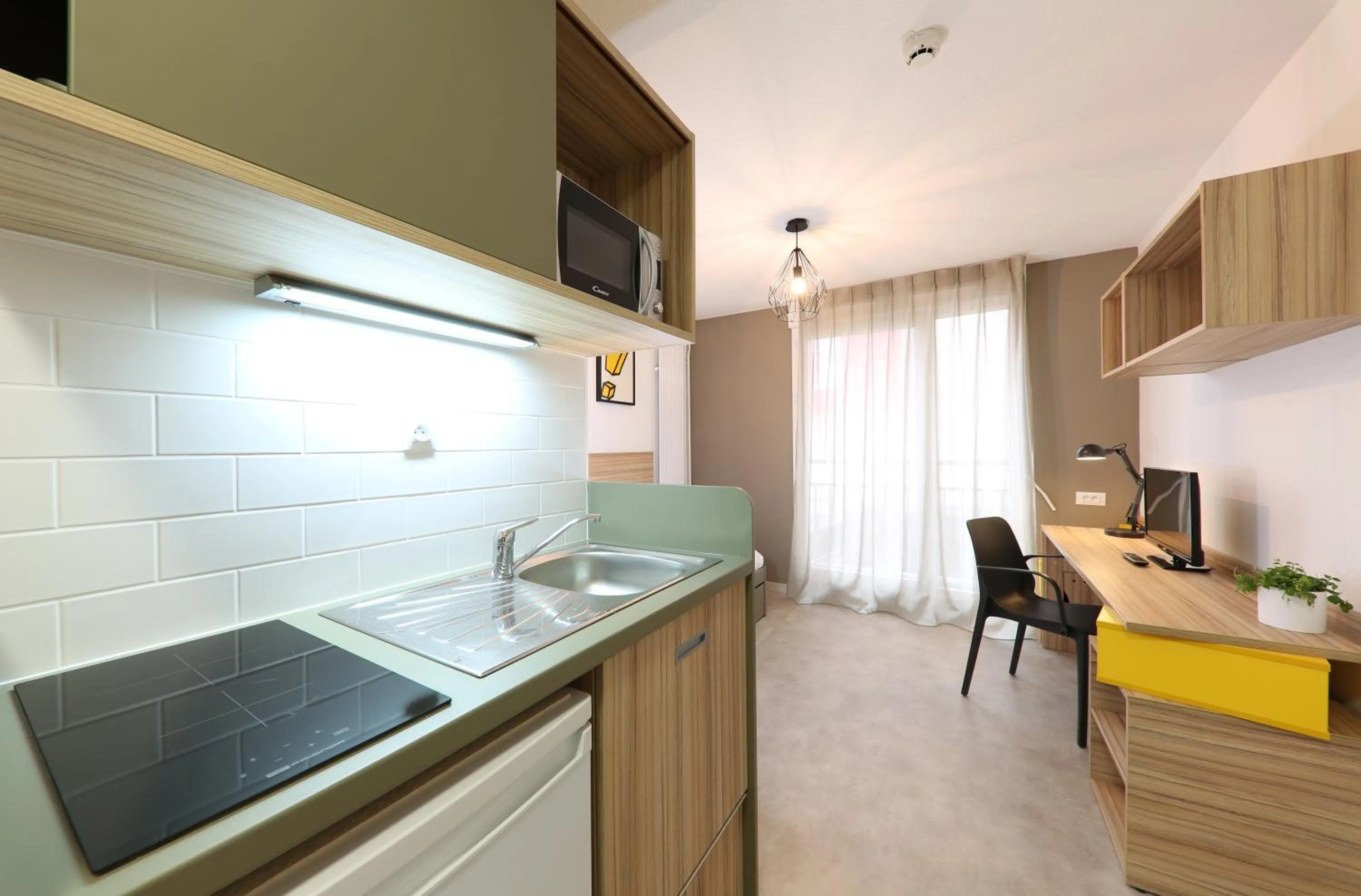 Kitchen or kitchenette in Apparteo Dijon