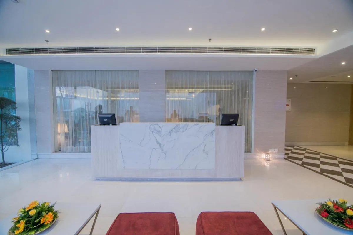 Restaurant/places to eat in The Imperial Poonam Hotel