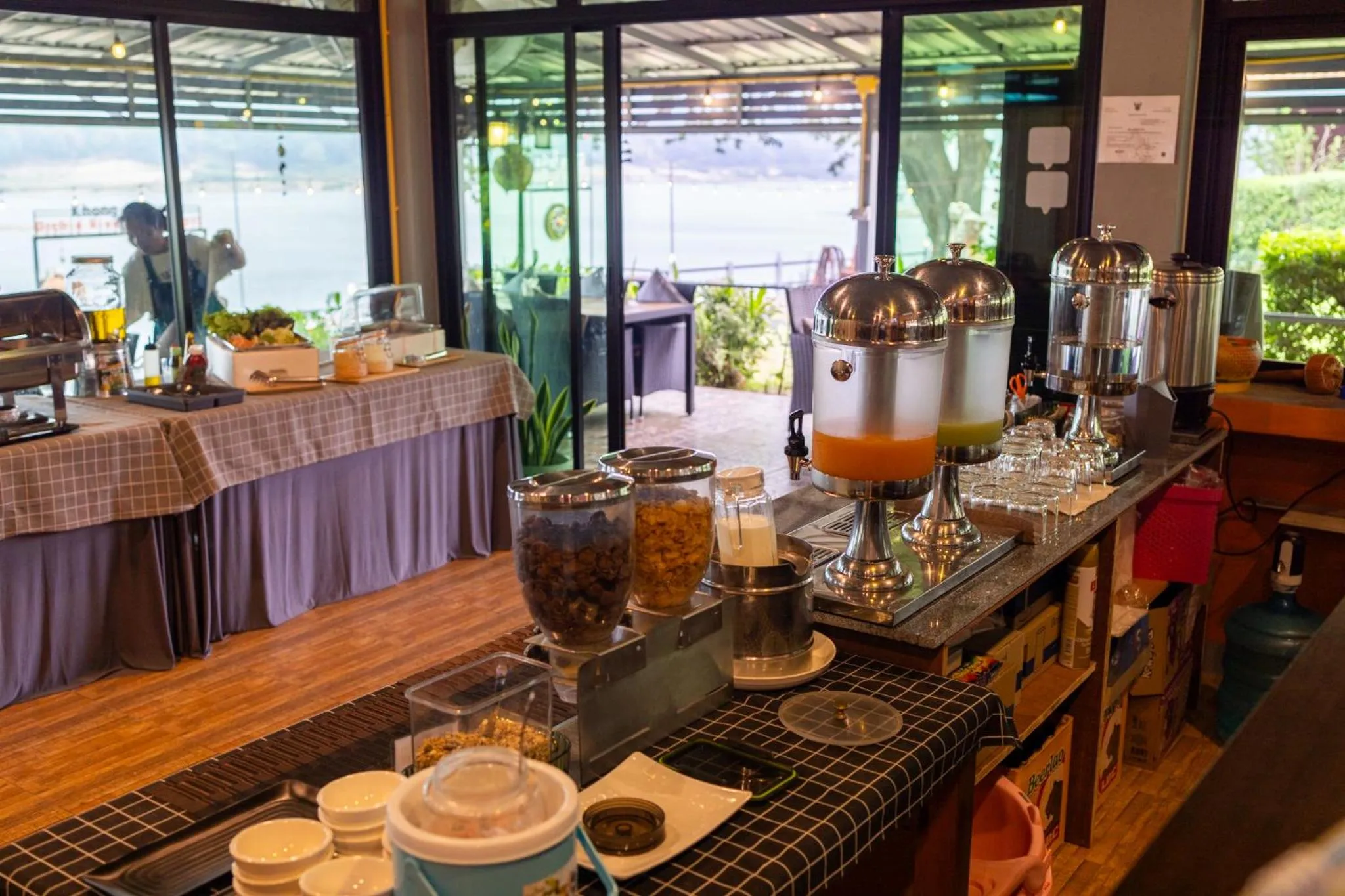 Breakfast in Khong Chiam Orchid Riverside Resort