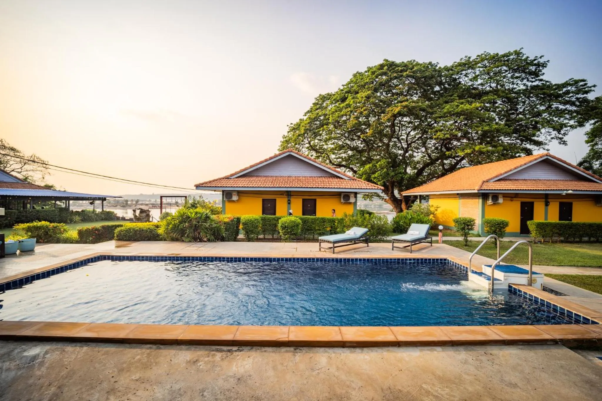 Swimming pool in Khong Chiam Orchid Riverside Resort