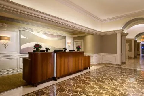 Houston Grand Hotel - River Oaks