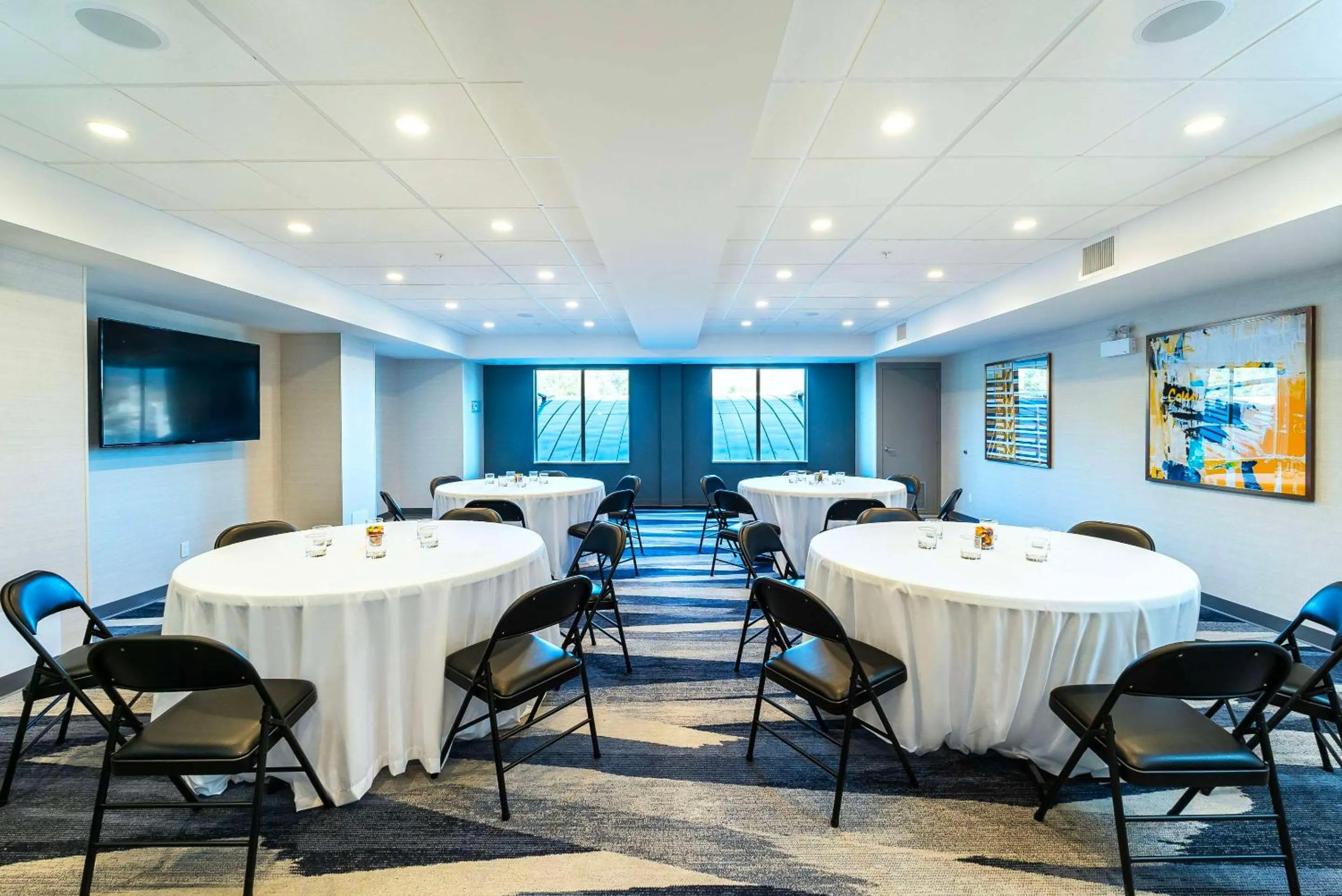 Meeting/conference room in Comfort Suites Kelowna