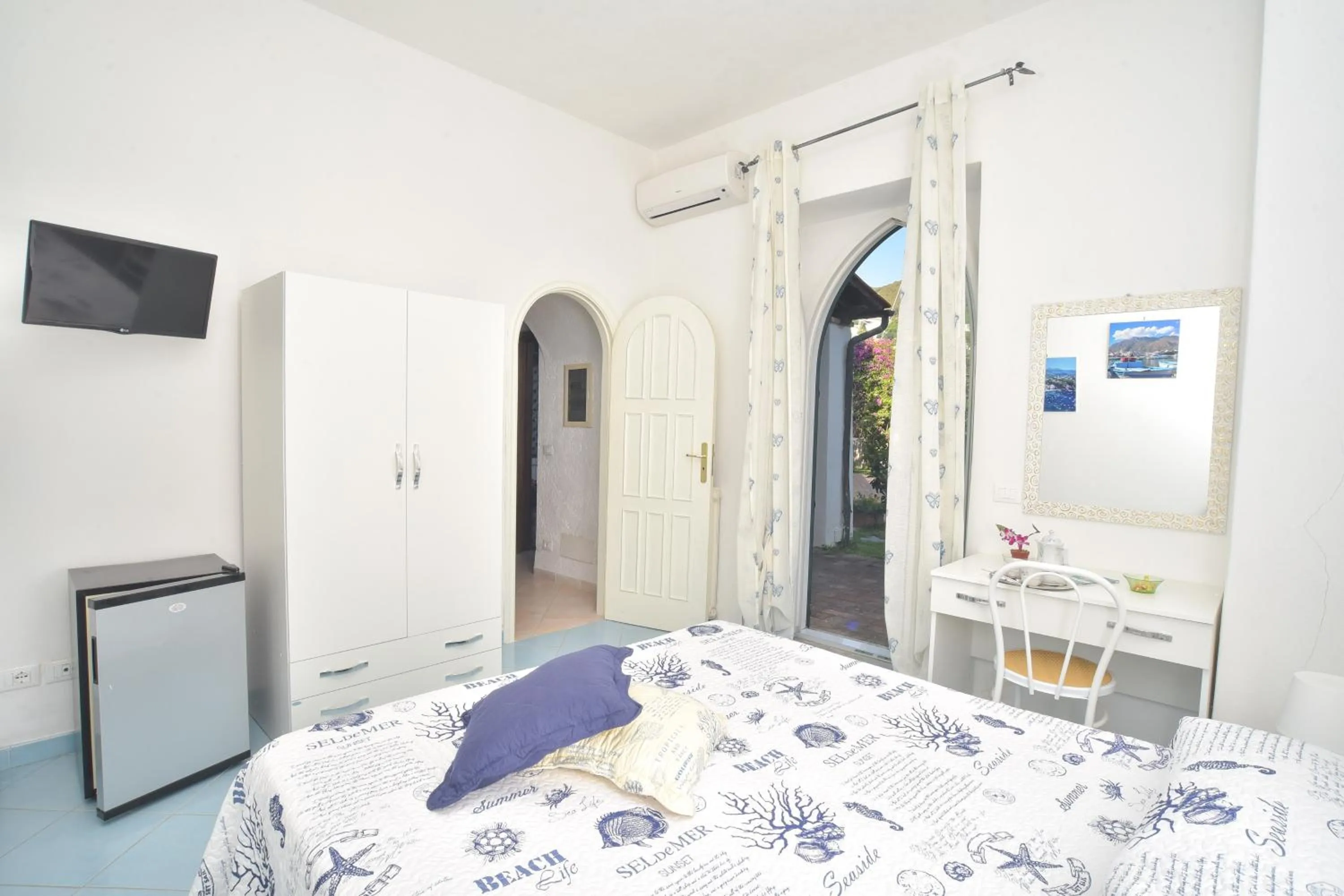 Bedroom, Bed in Villa al Porto