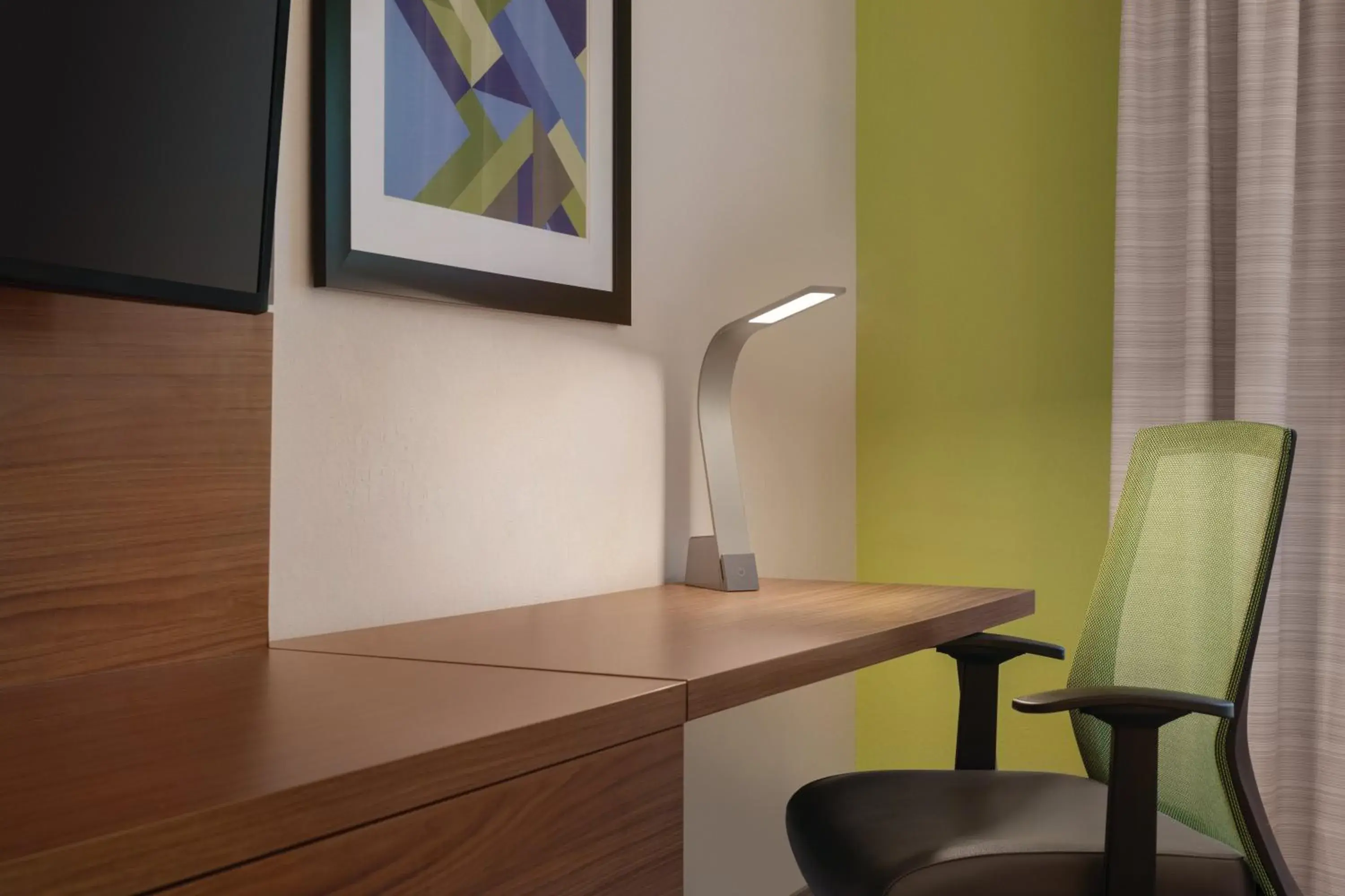 King Room - Mobility Access/Hearing Accessible in Holiday Inn Express Hotel & Suites Lavonia by IHG King Room - Mobility Access/Hearing Accessible in Holiday Inn Express Hotel & Suites Lavonia by IHG