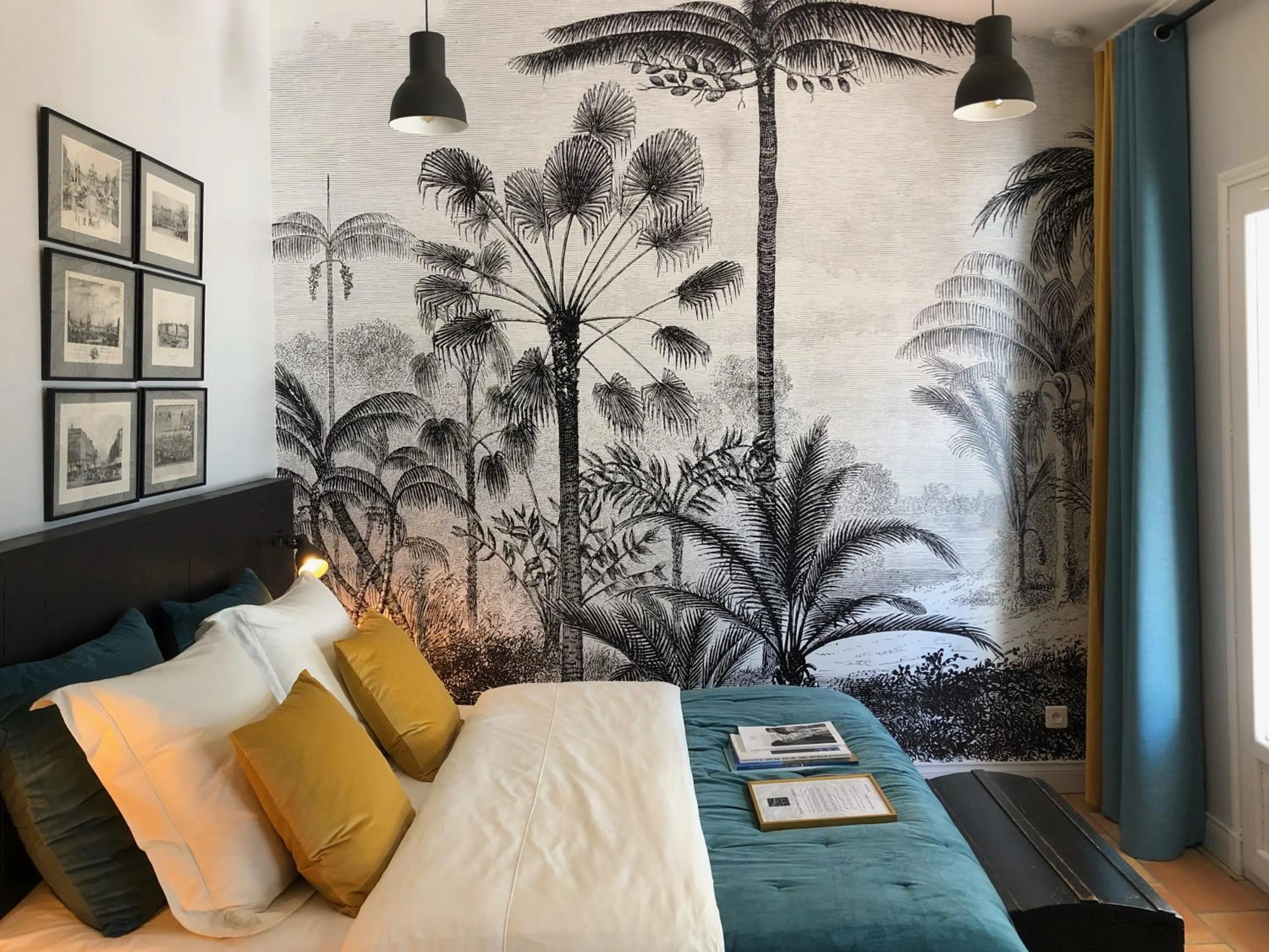 Photo of the whole room in Les Aurochs