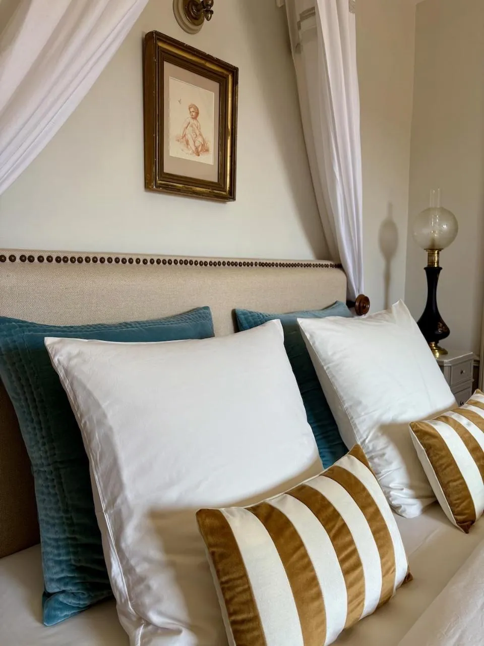 Decorative detail in Les Aurochs