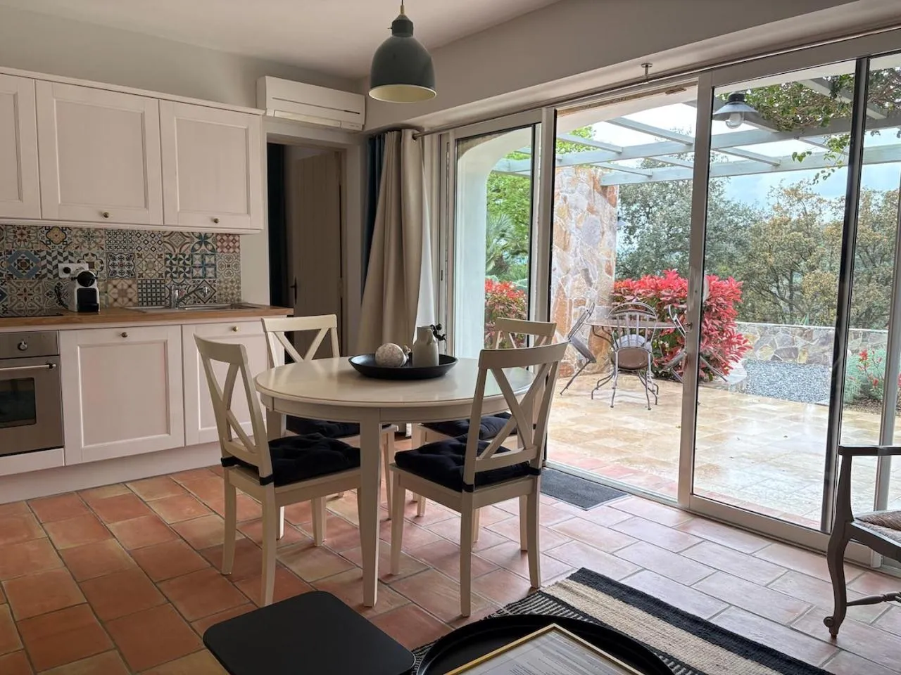 Dining area in Les Aurochs