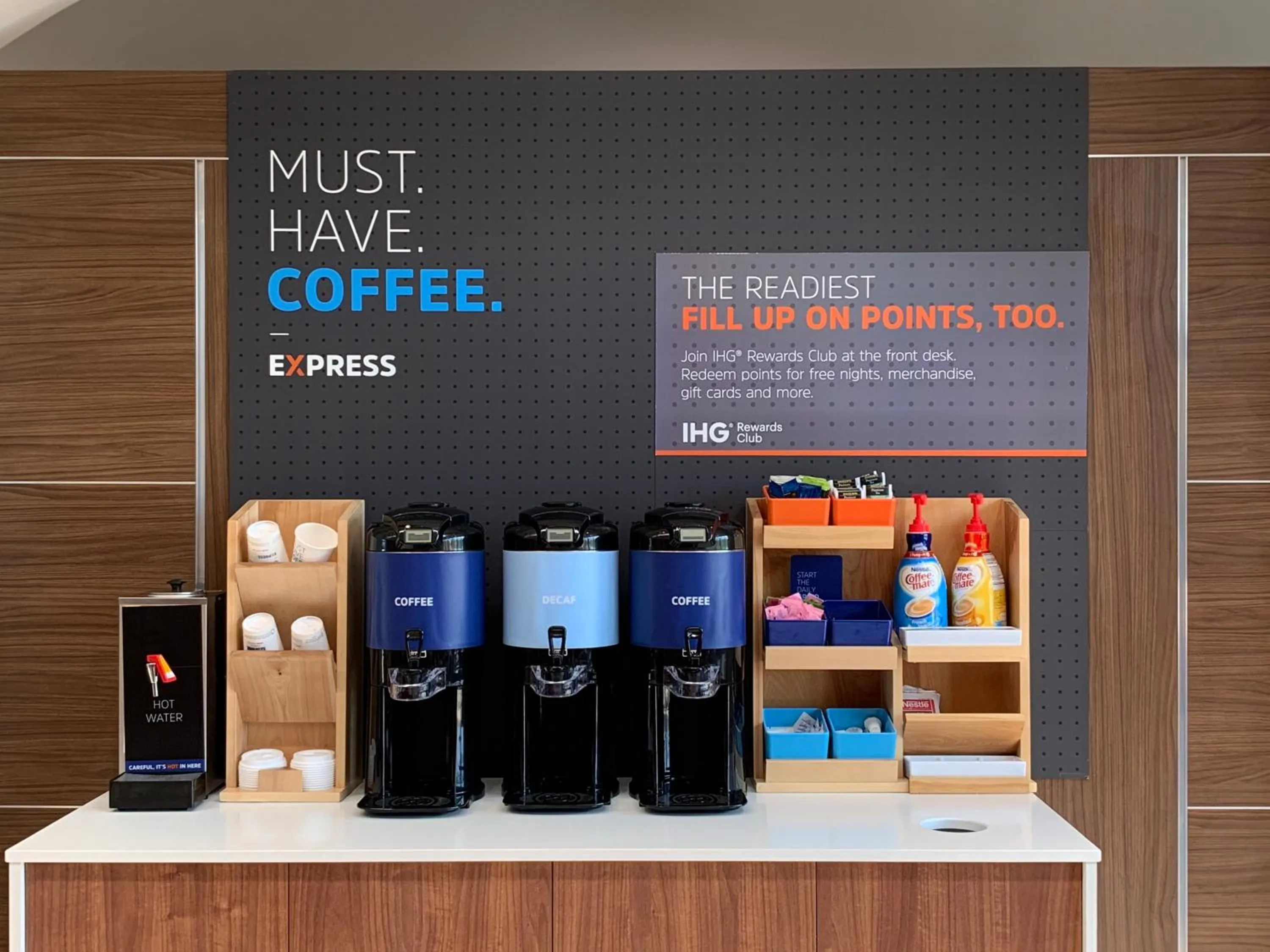 Breakfast in Holiday Inn Express Hotel & Suites El Dorado Hills by IHG