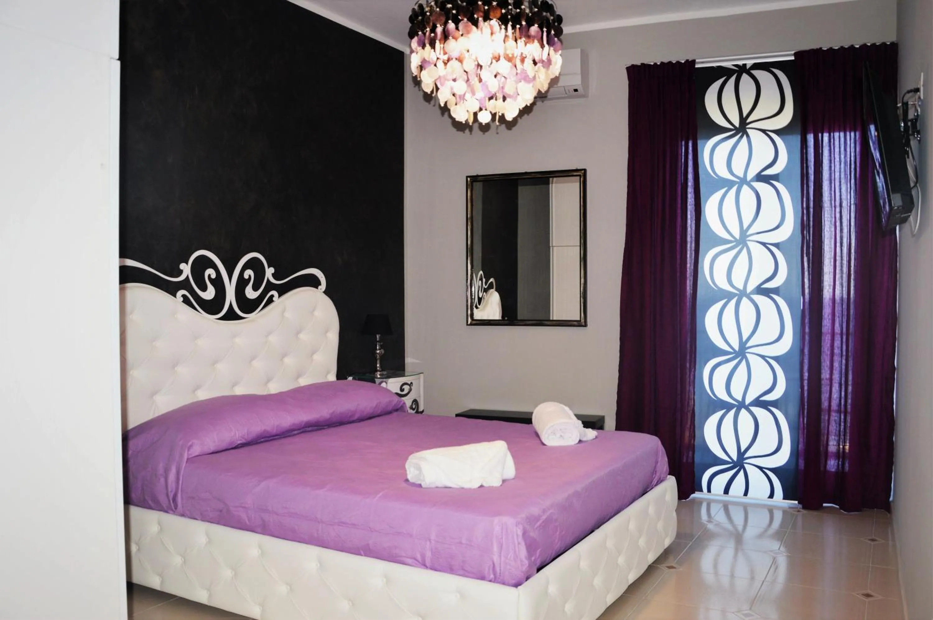 Bed in B&B A Due Passi Dal Mare